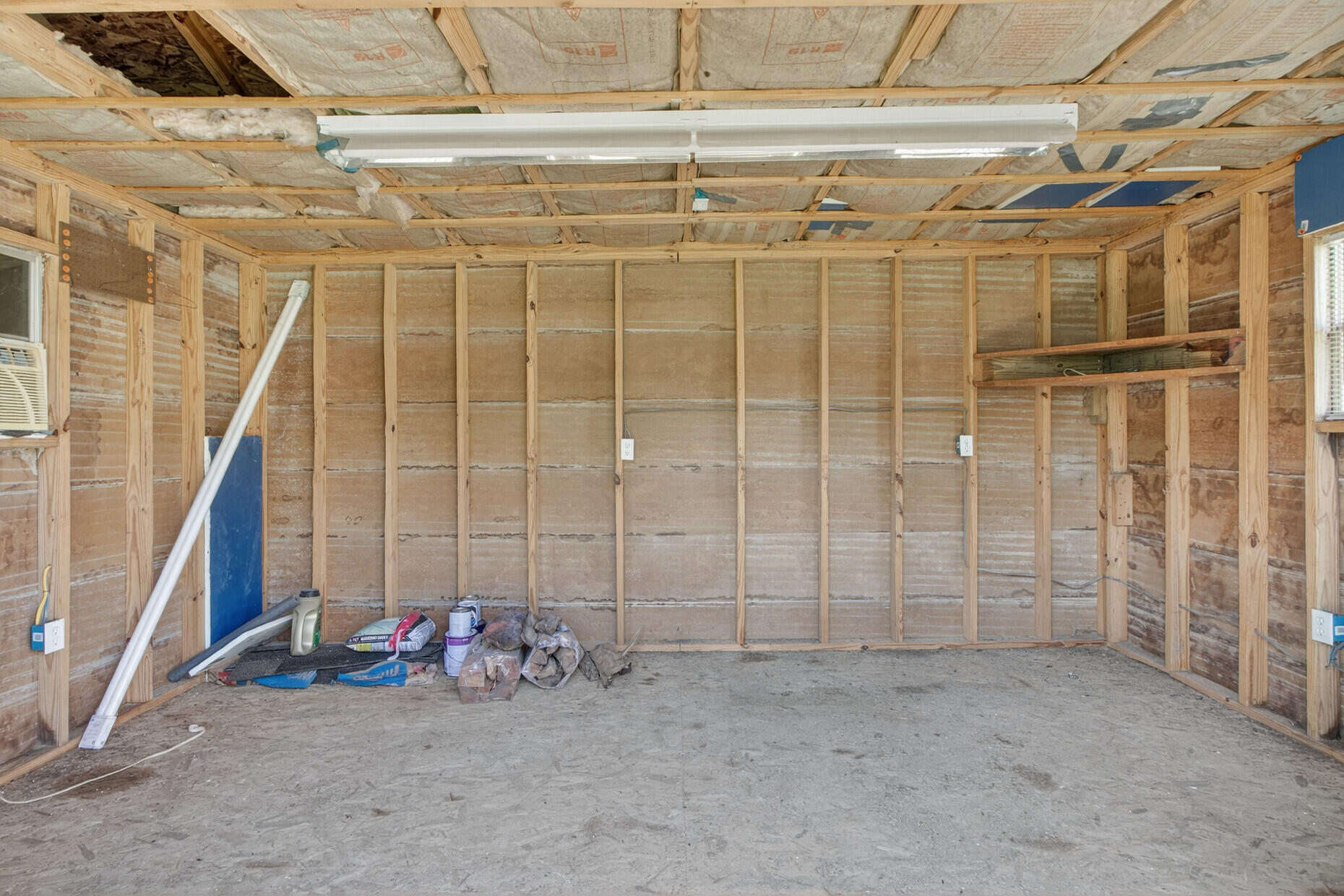 172 Thousand Oaks Circle