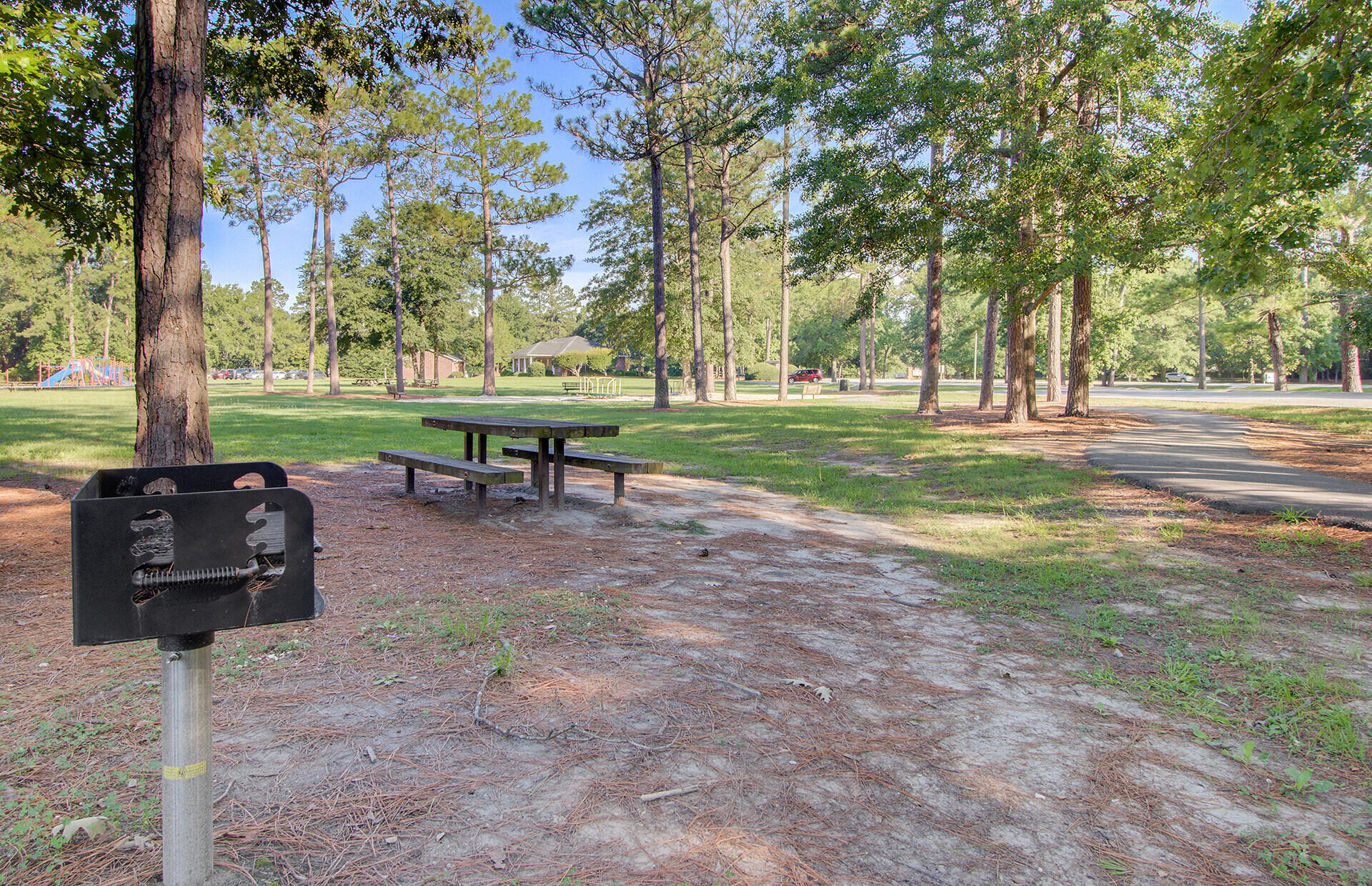 172 Thousand Oaks Circle