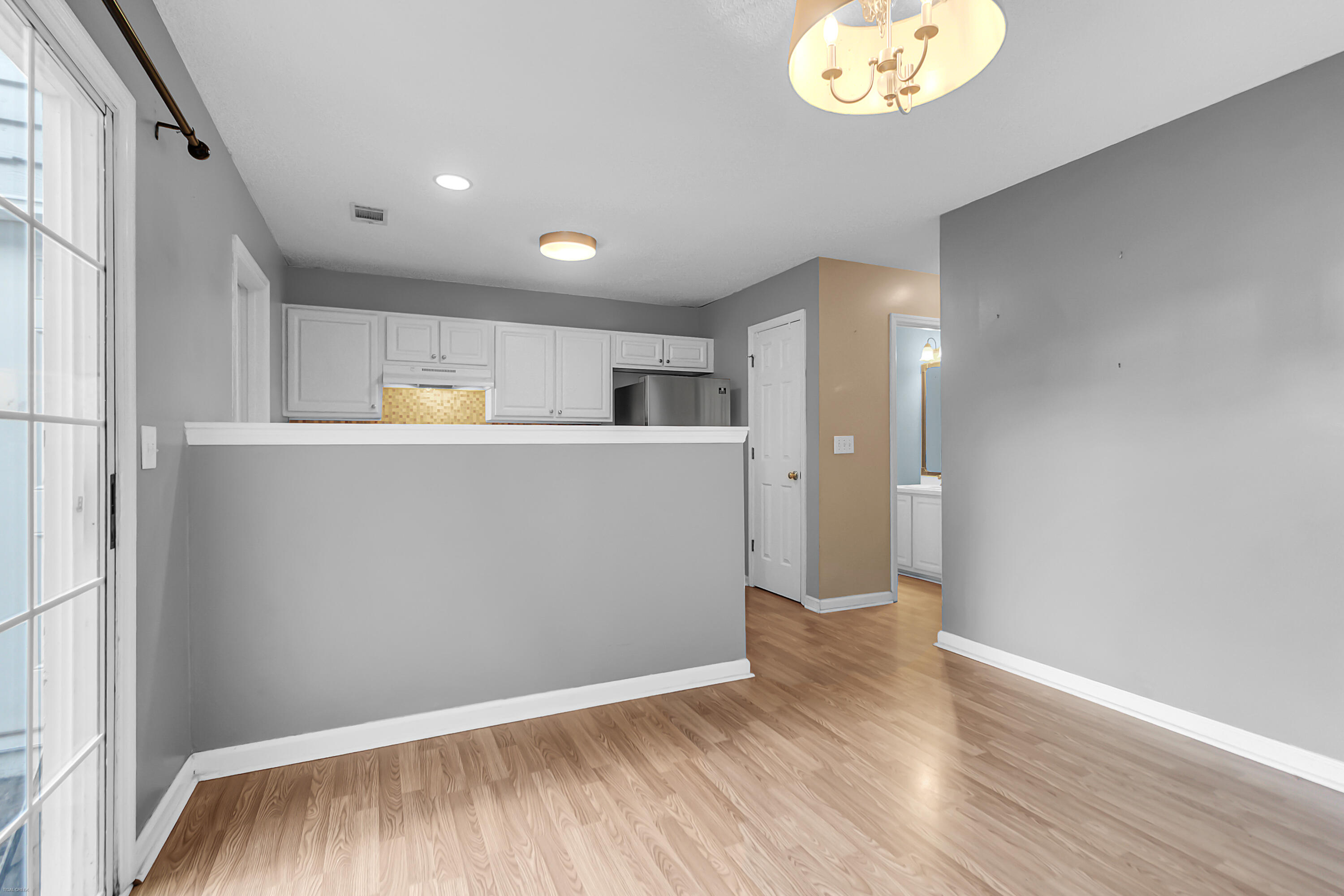 1664 Hunters Run Drive