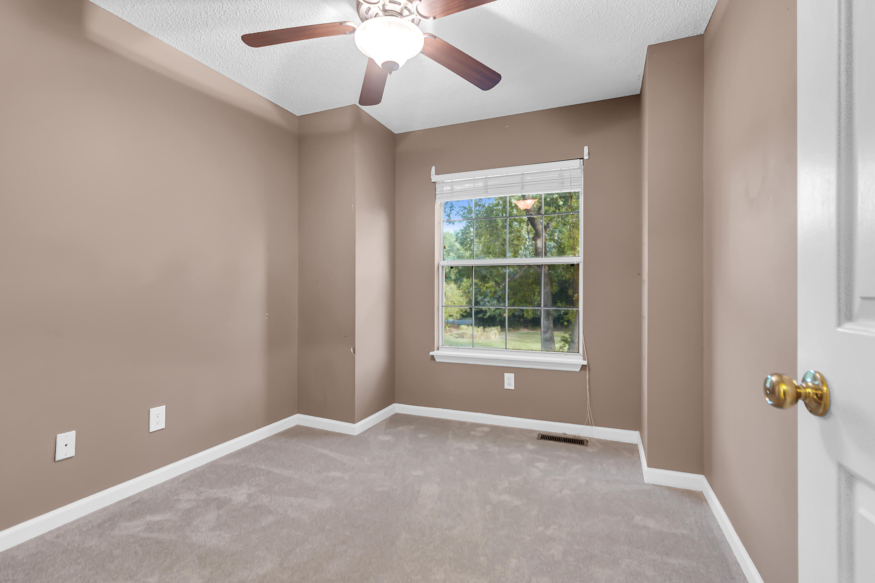 1664 Hunters Run Drive