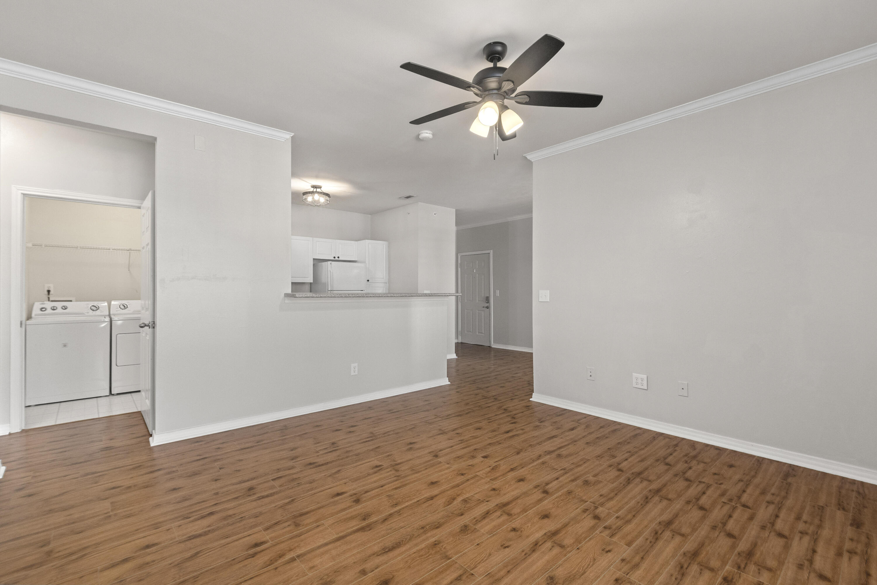 130 River Landing Drive # 9202