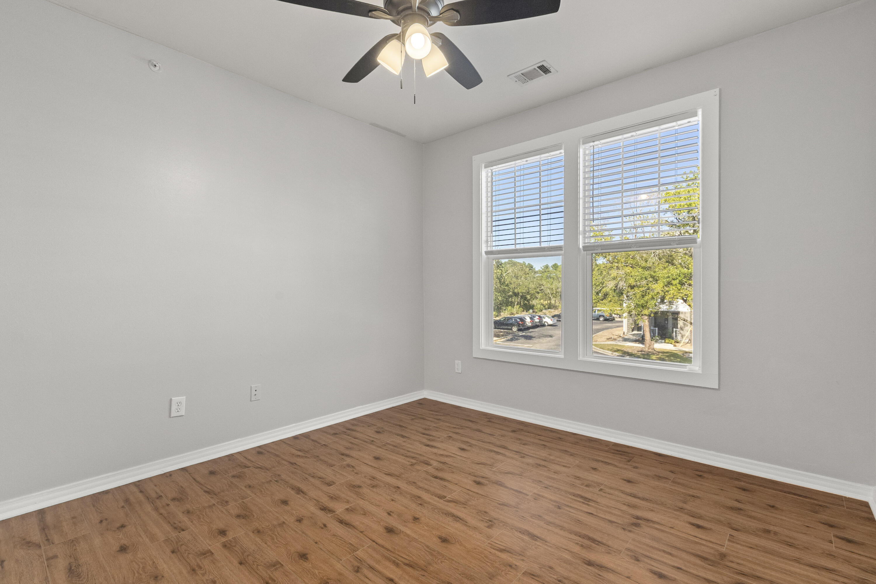 130 River Landing Drive # 9202