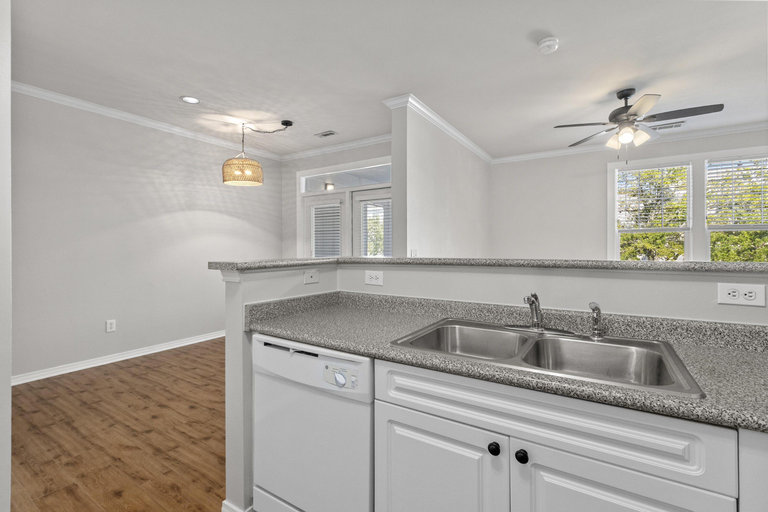 130 River Landing Drive # 9202