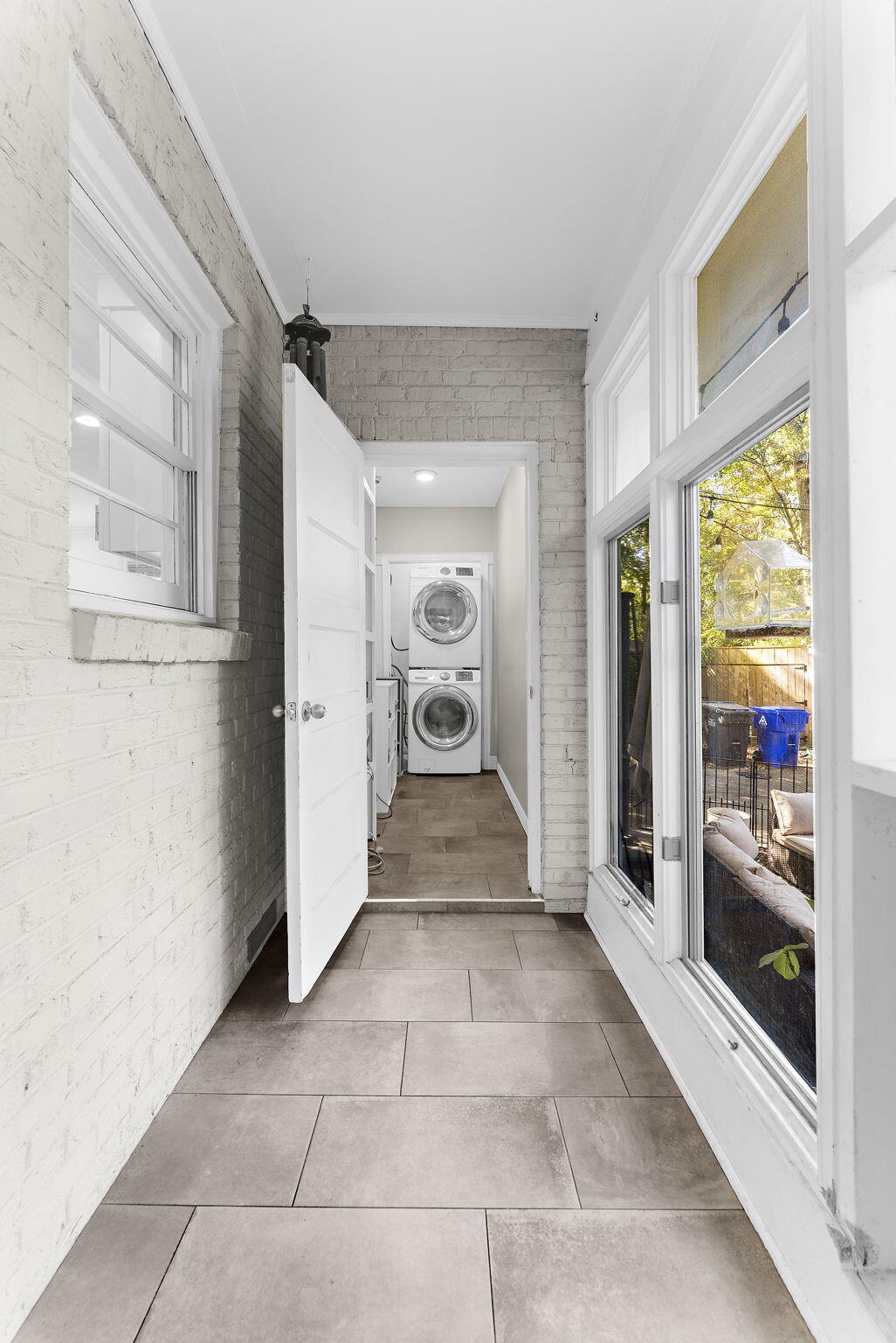 5109 Victoria Avenue