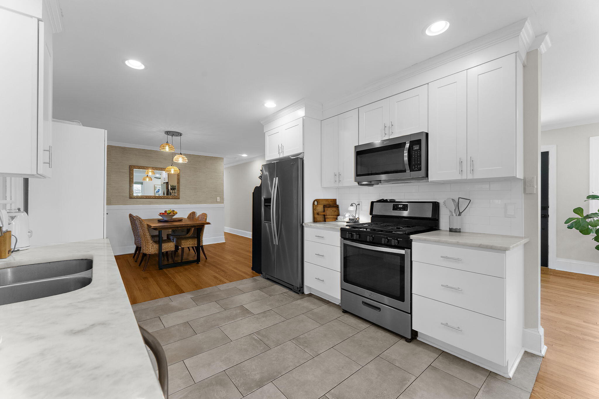 5109 Victoria Avenue