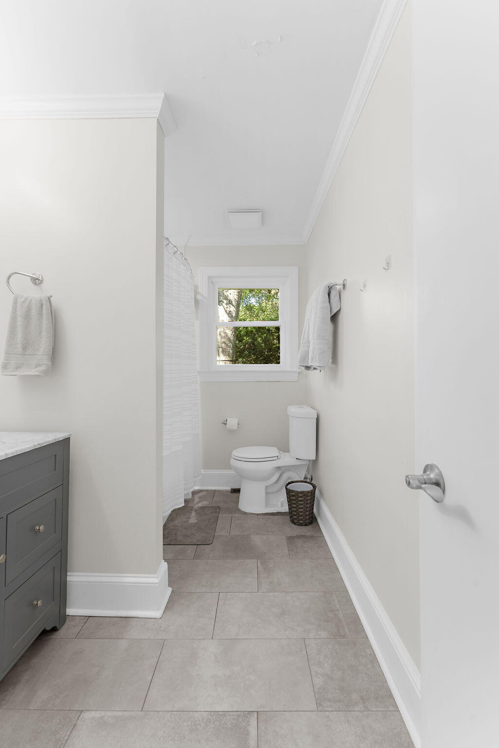 5109 Victoria Avenue