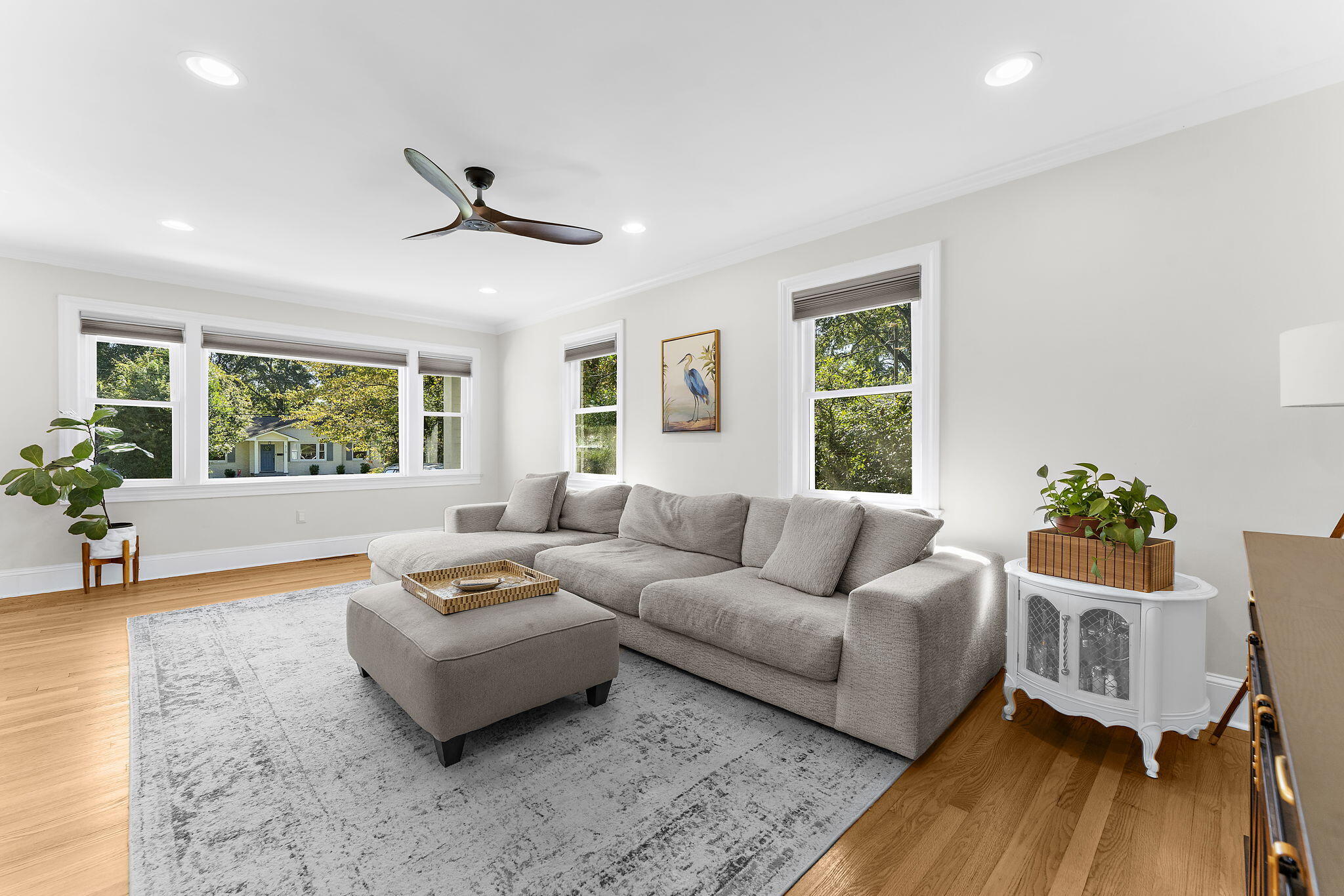 5109 Victoria Avenue