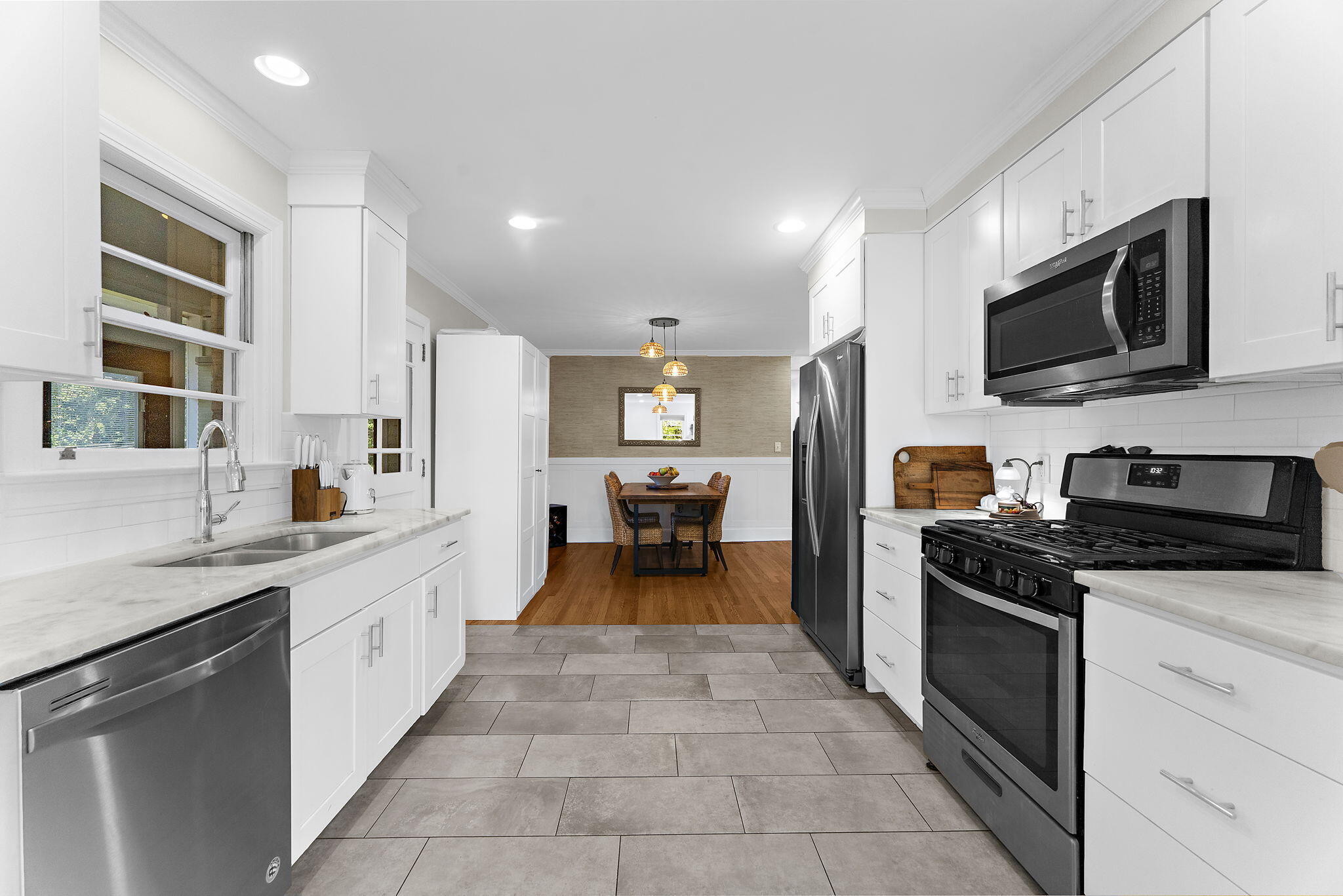 5109 Victoria Avenue