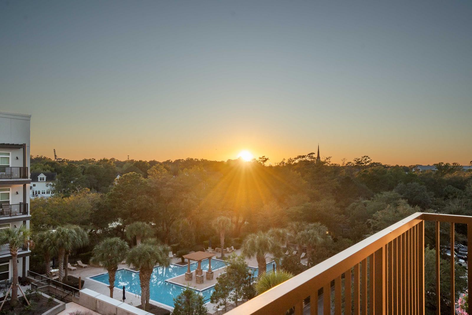 145 Pier View Street # 404