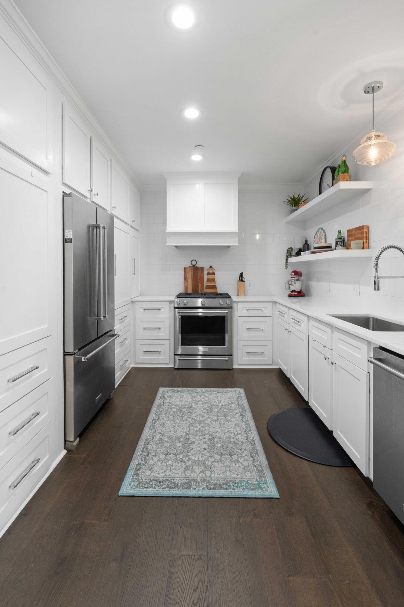 145 Pier View Street # 404