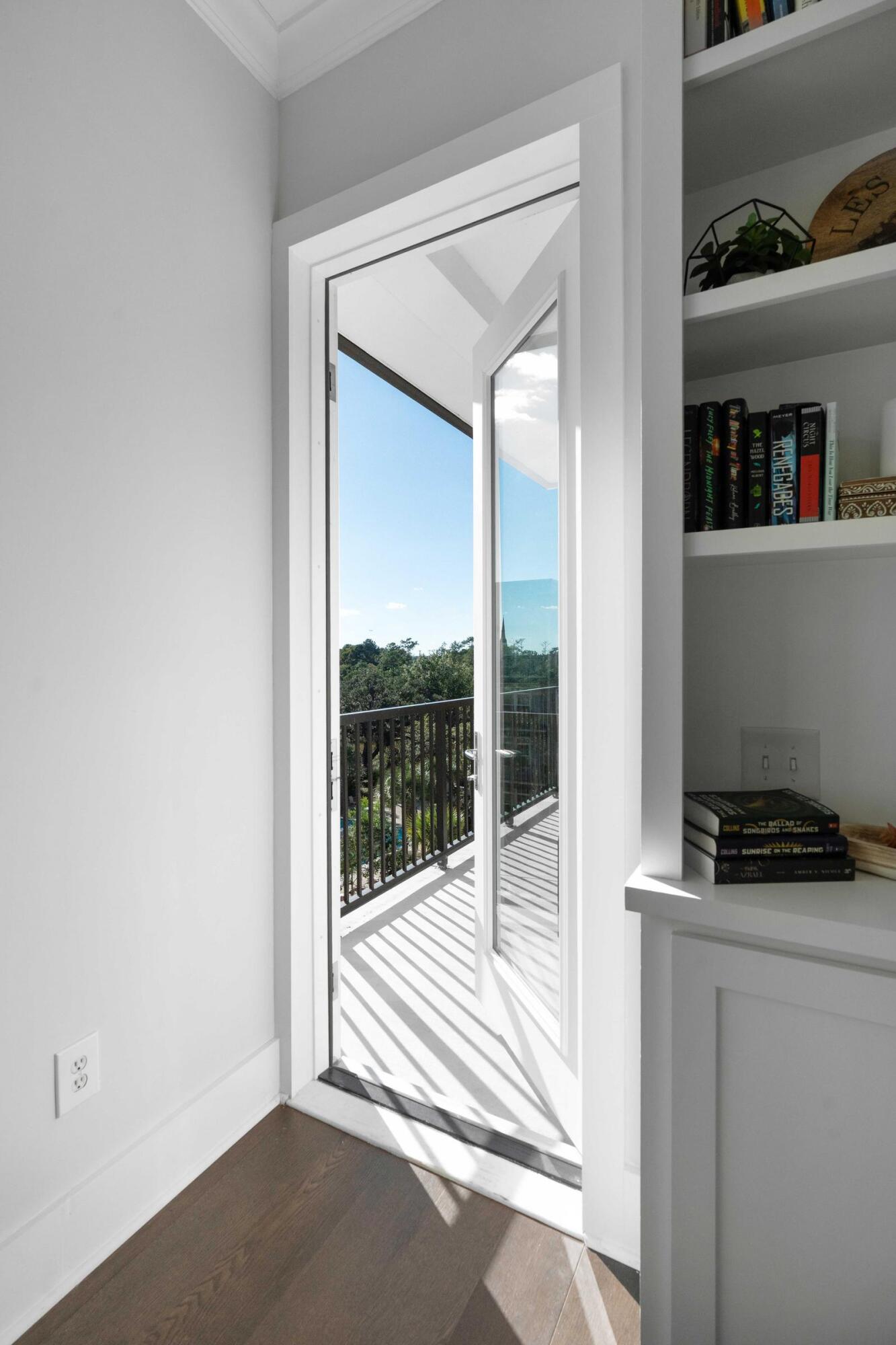 145 Pier View Street # 404