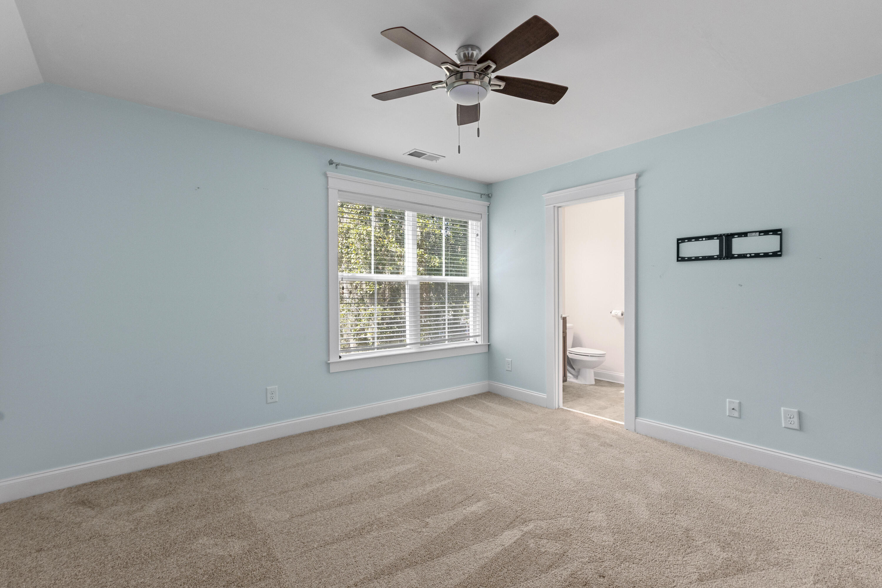 1513 Morgan Campbell Court, Charleston