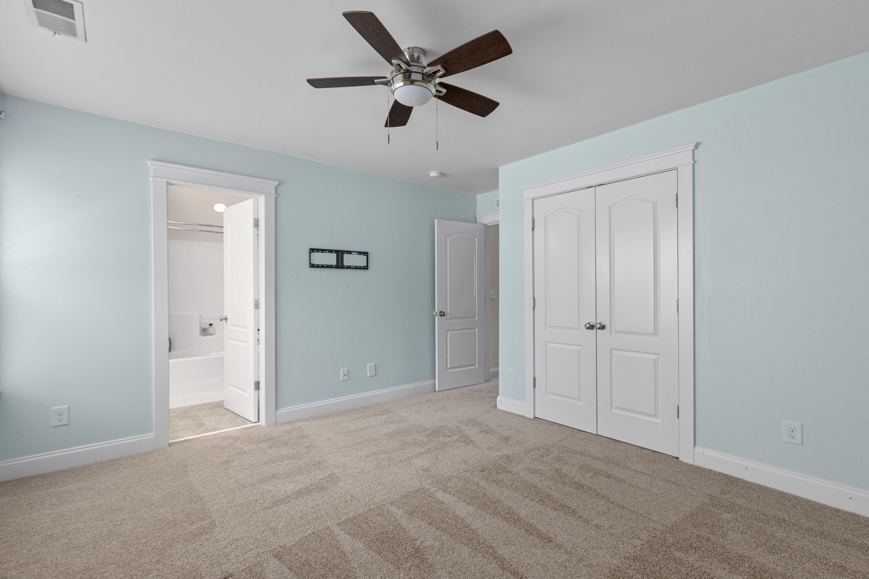 1513 Morgan Campbell Court, Charleston