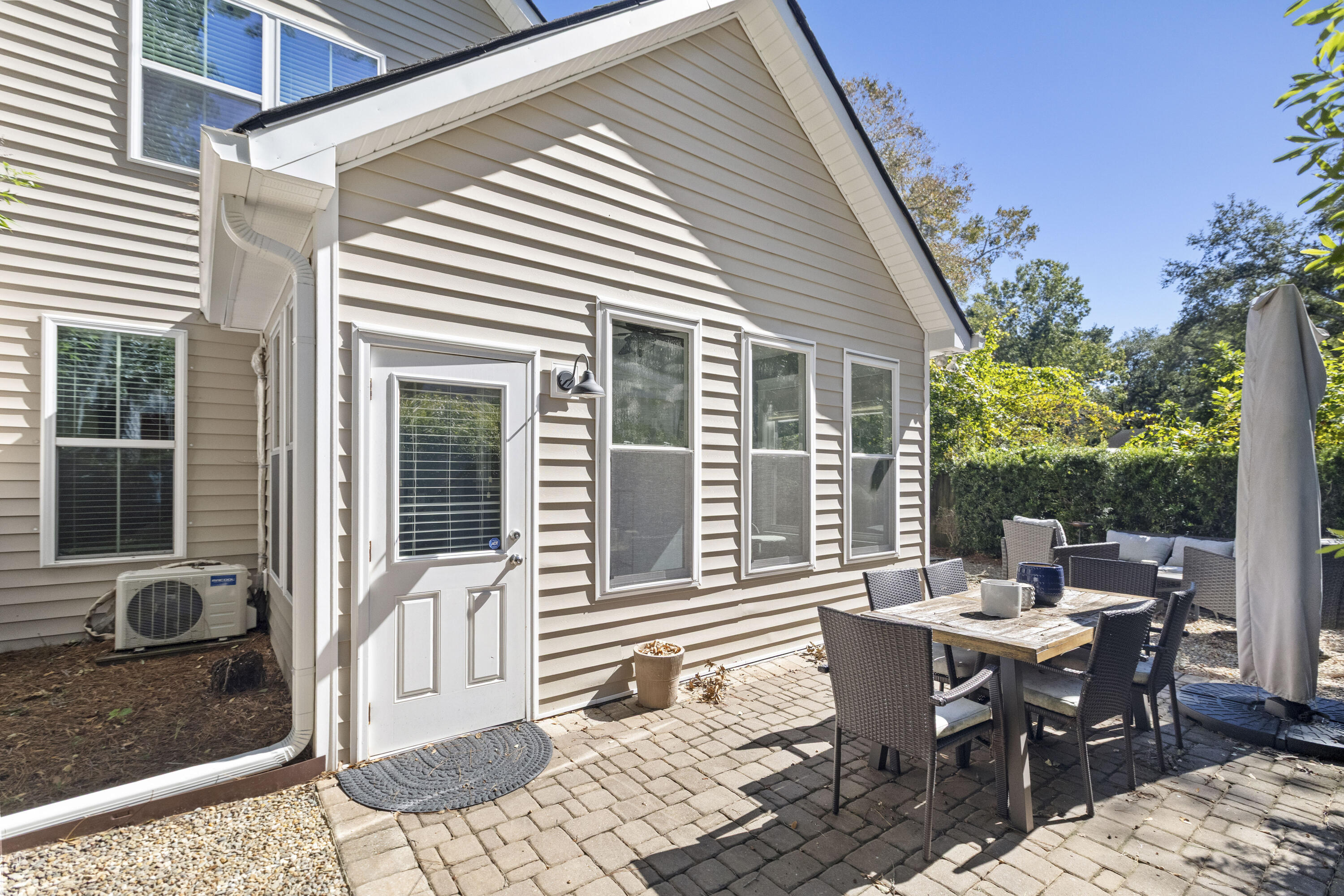 1513 Morgan Campbell Court, Charleston