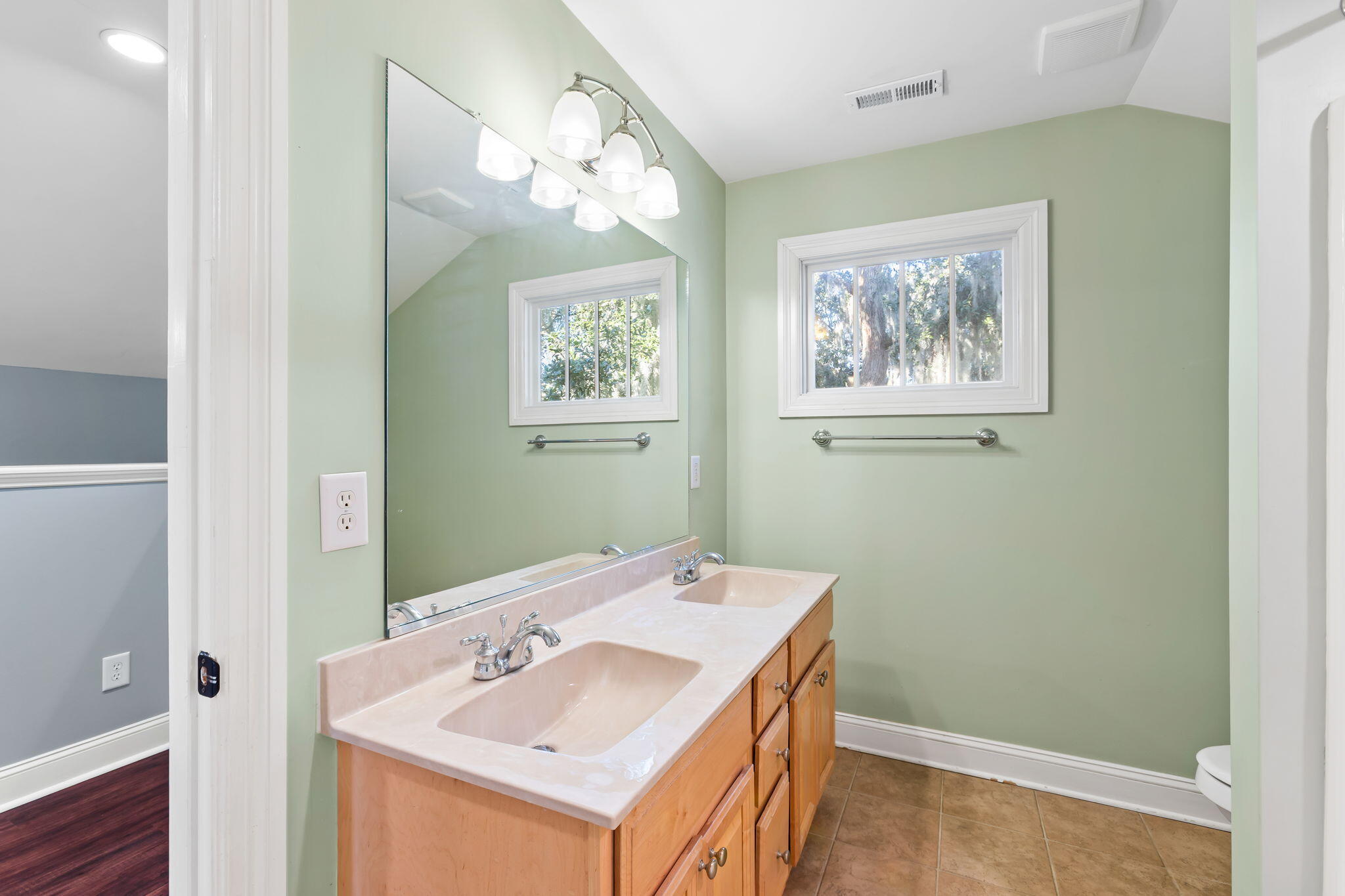 5141 E East Liberty Park Circle