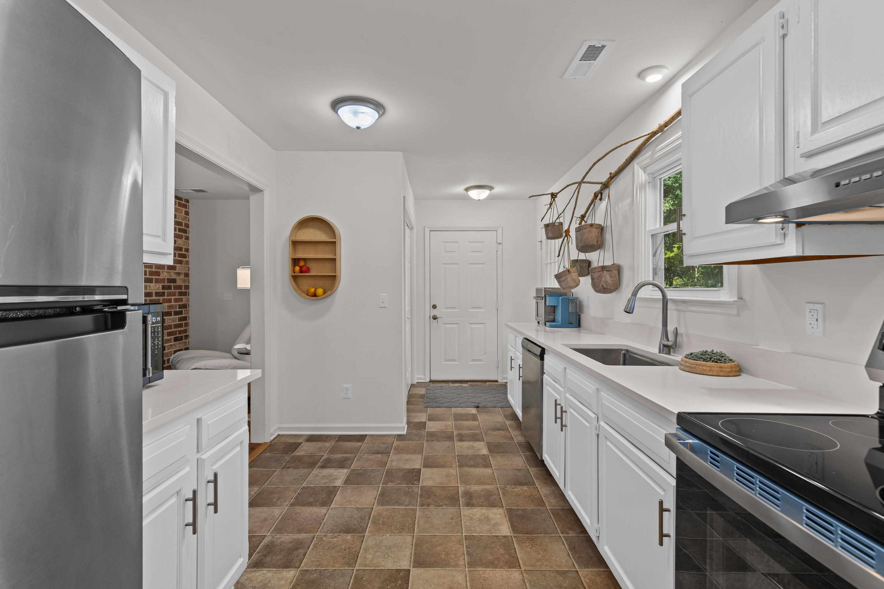 1138 Cottage Road