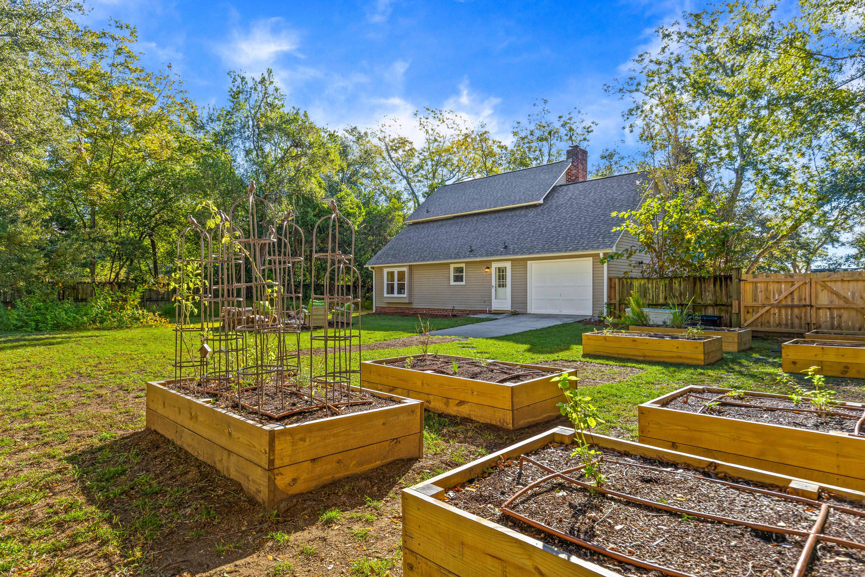 1138 Cottage Road
