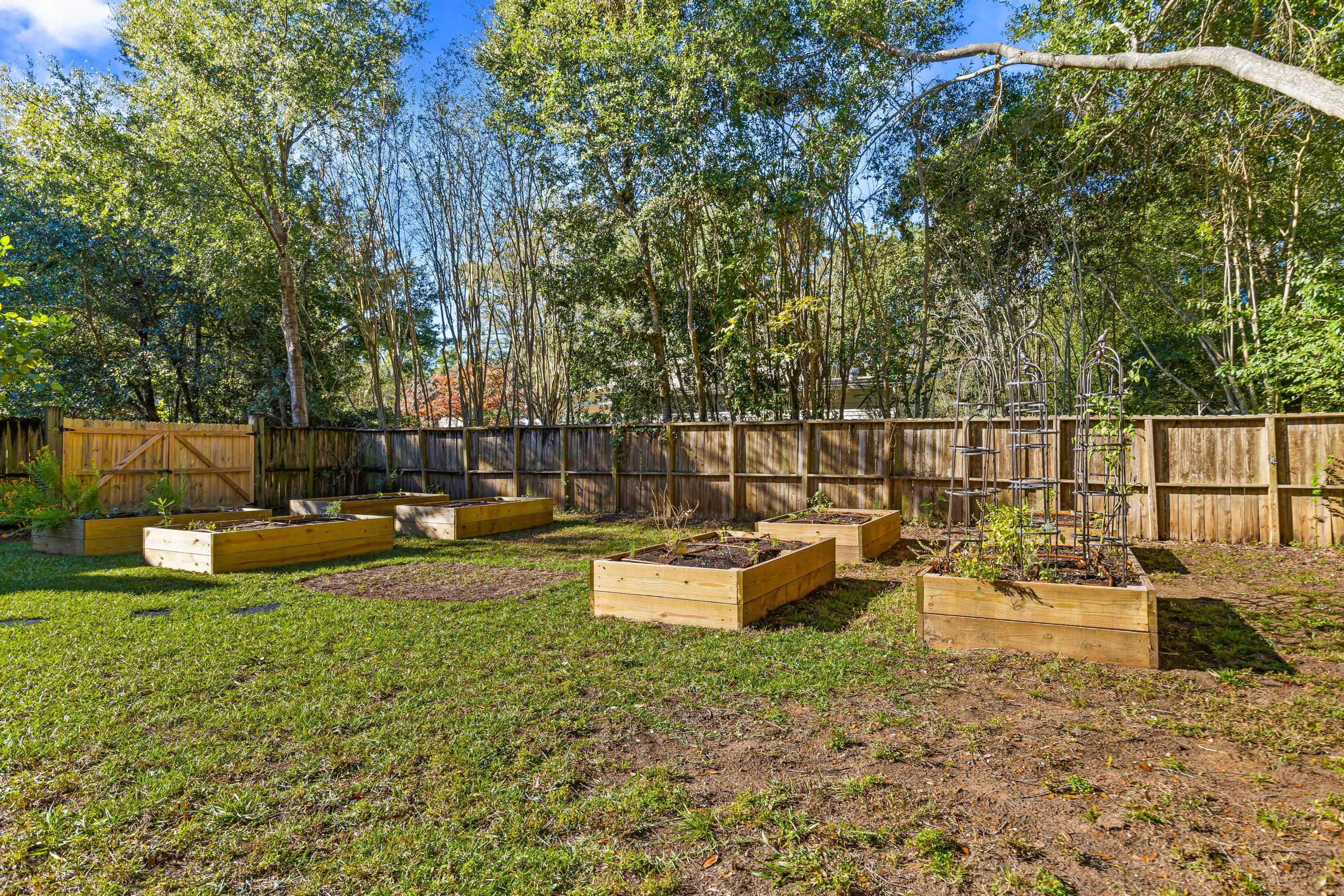 1138 Cottage Road