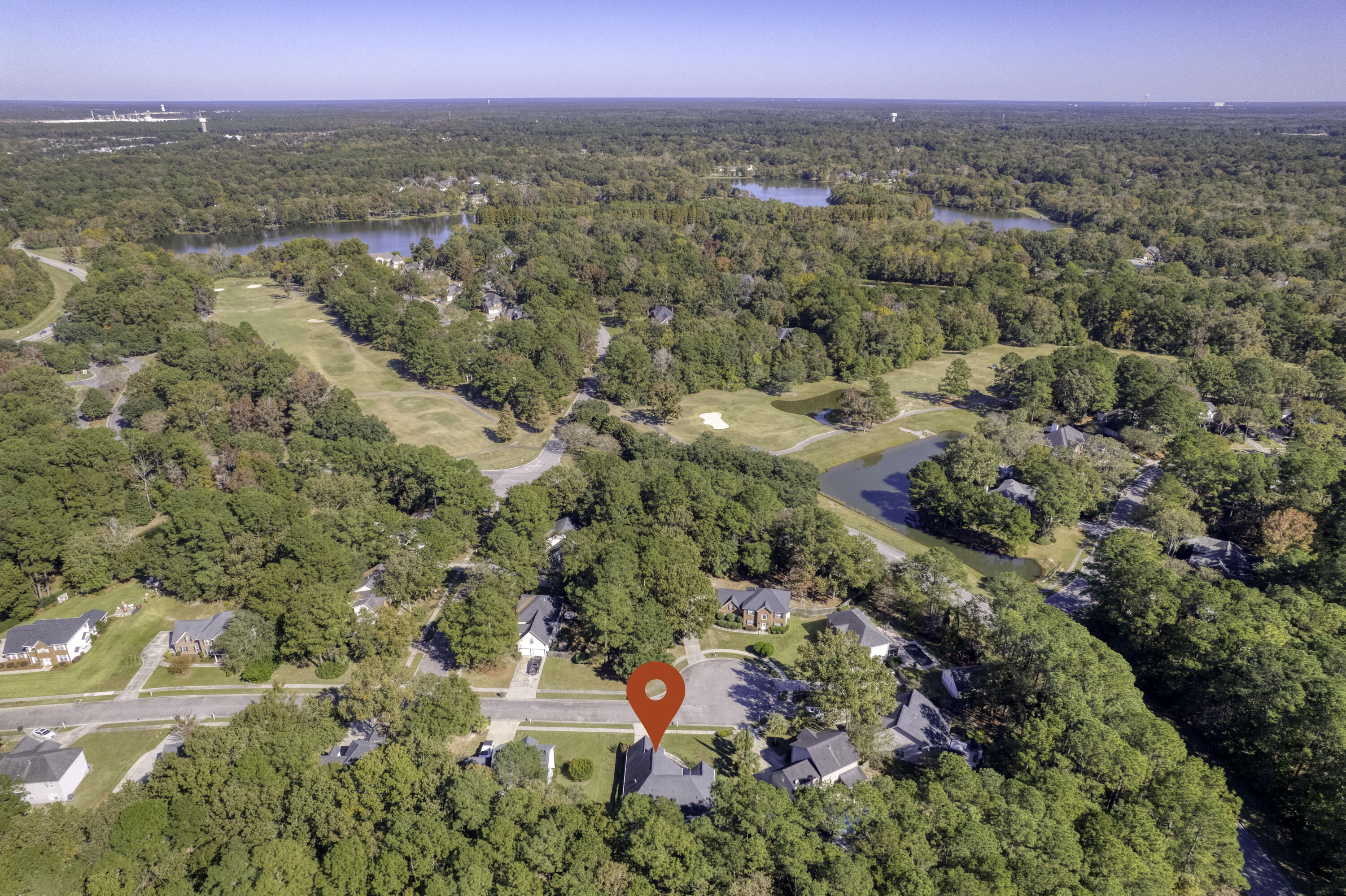 102 S Knightsbridge Court