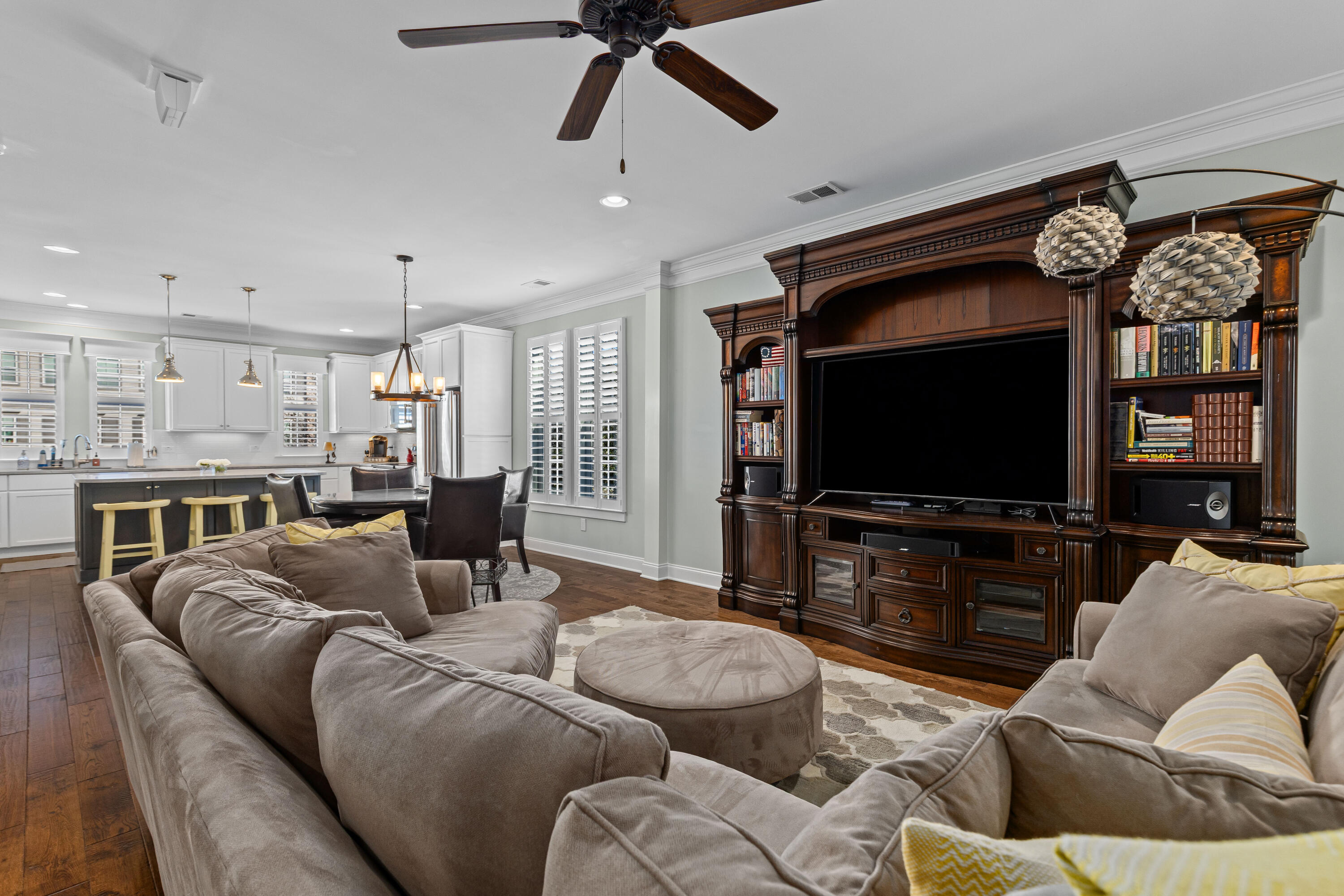 172 Slipper Shell Court