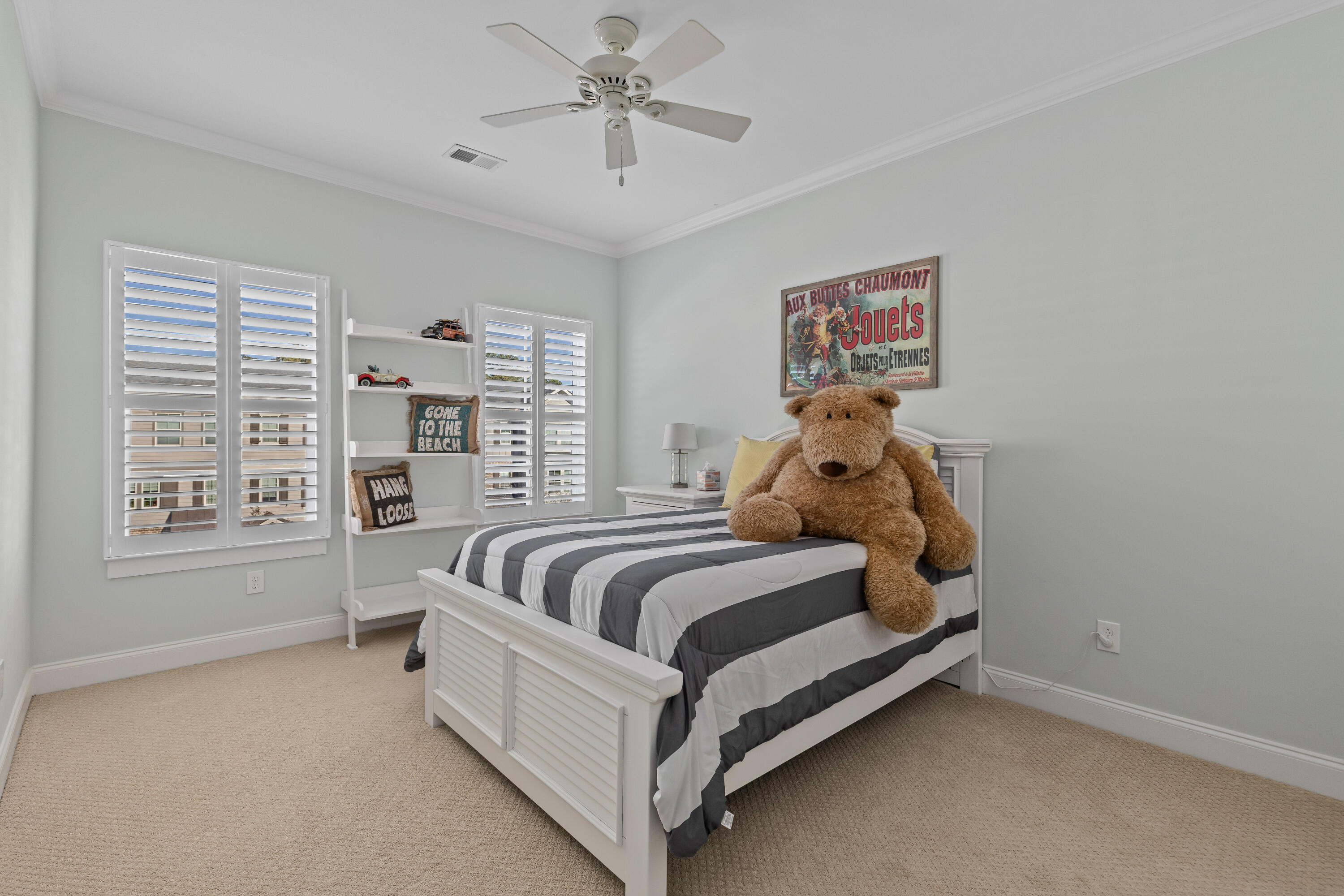 172 Slipper Shell Court