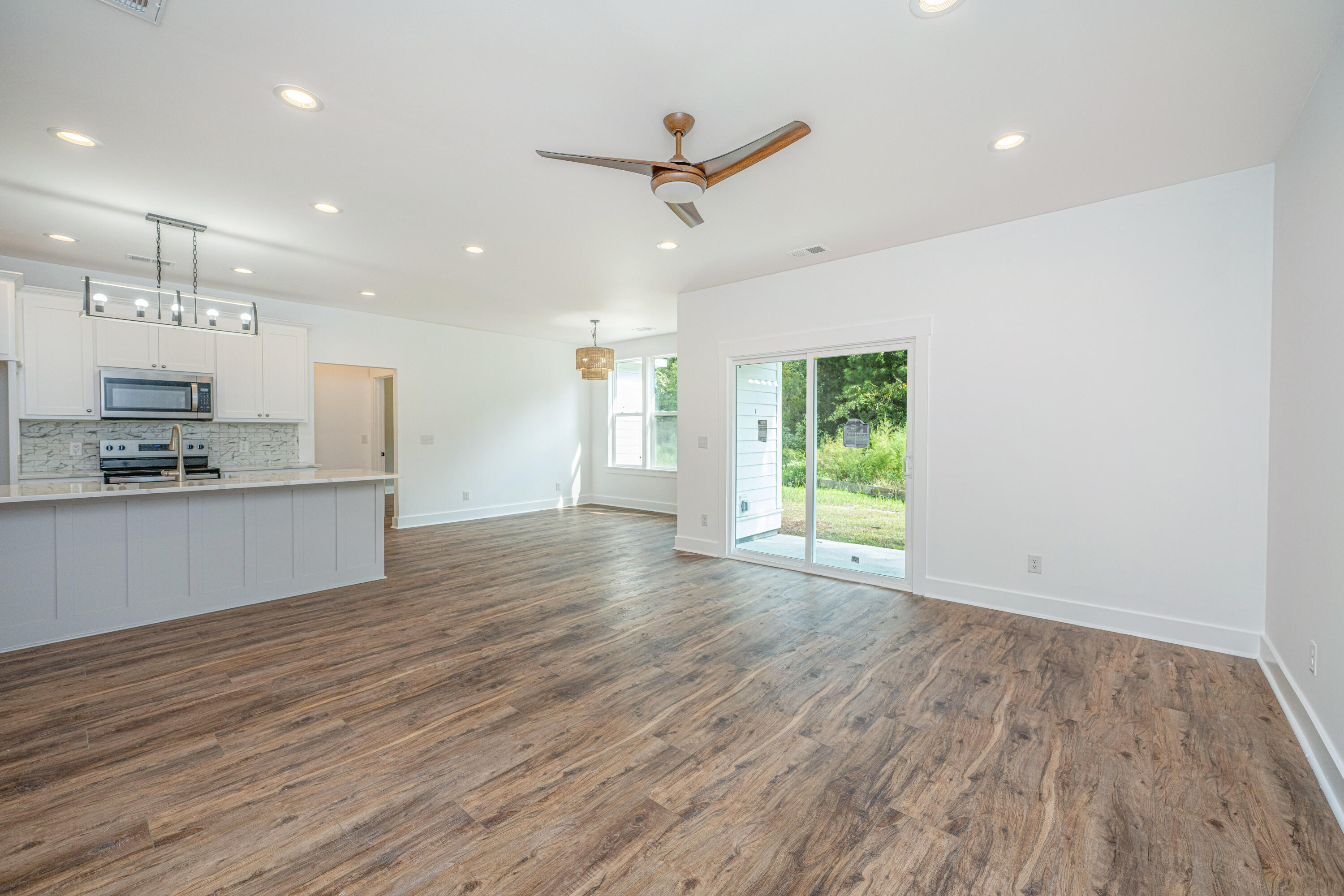 1089 Irving Manigault Road, McClellanville