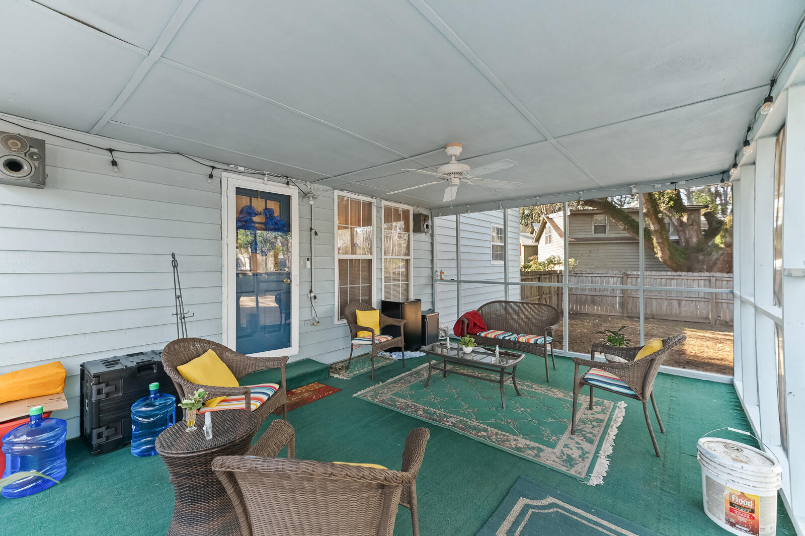 855 Springwood Circle