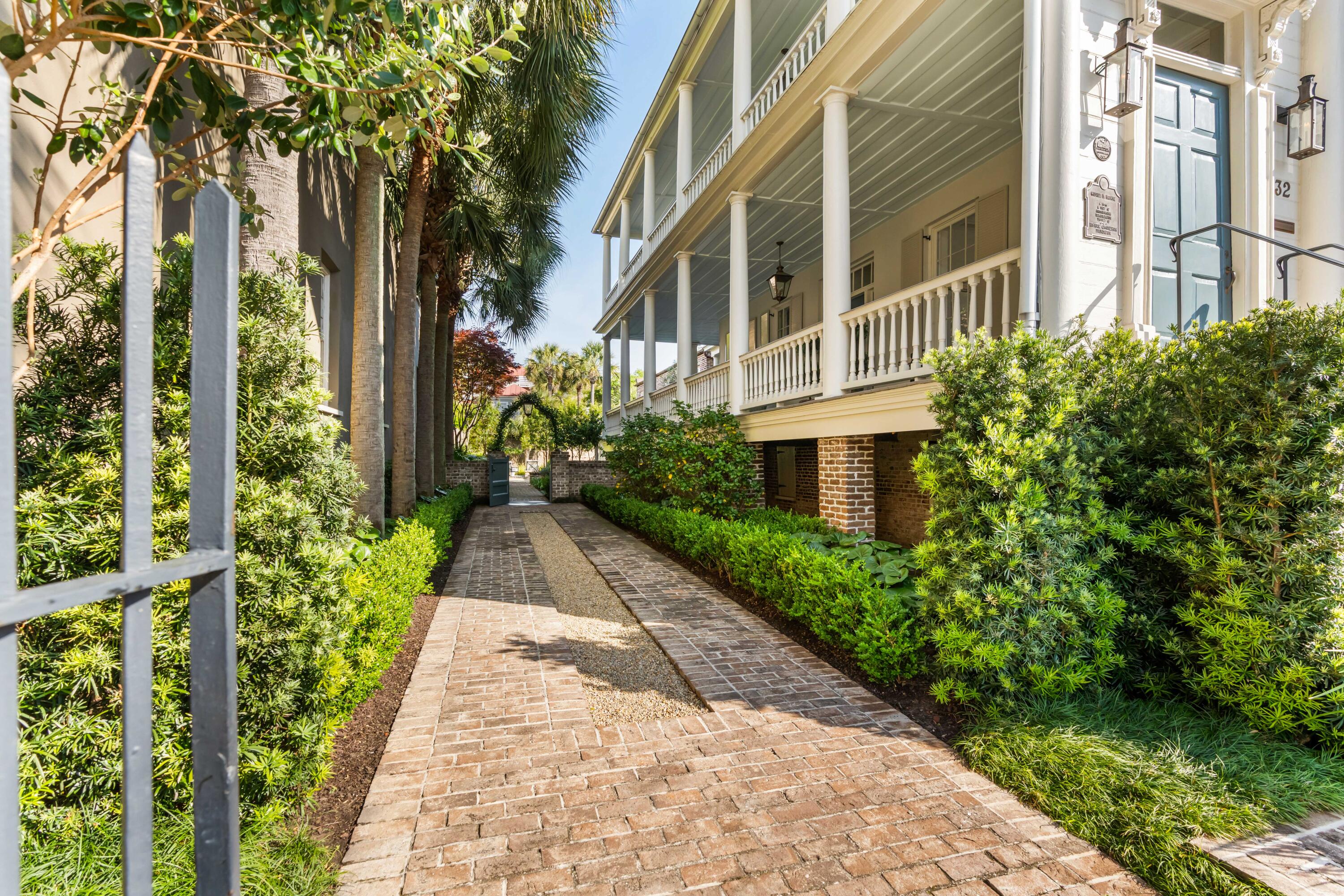 32 Society Street