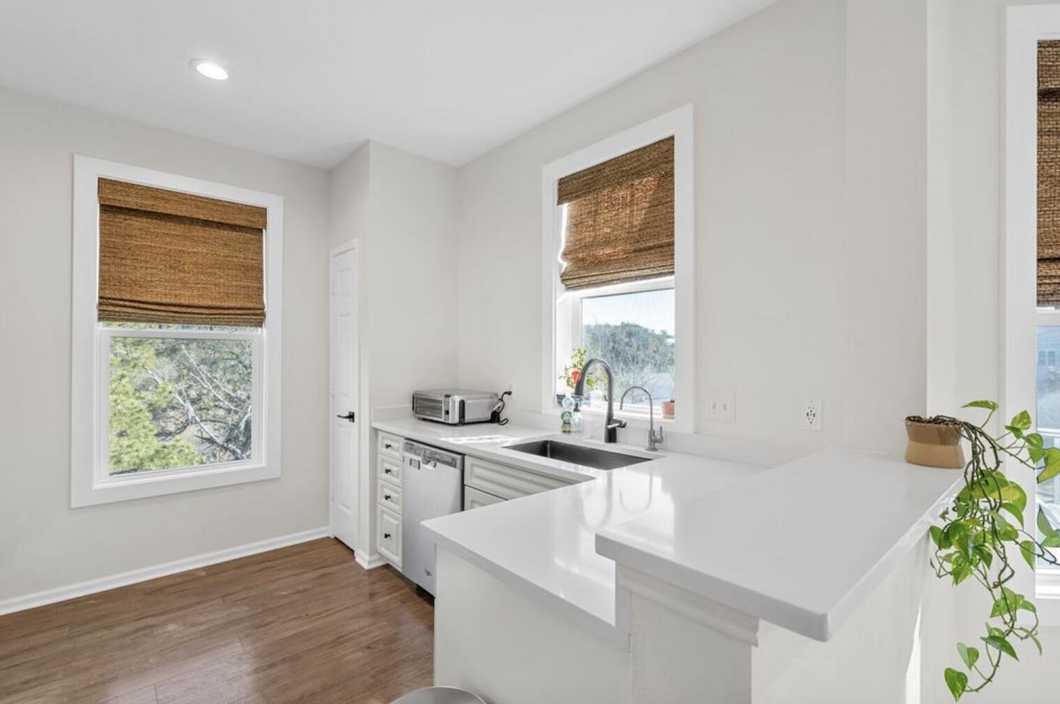 130 River Landing Drive # 8301