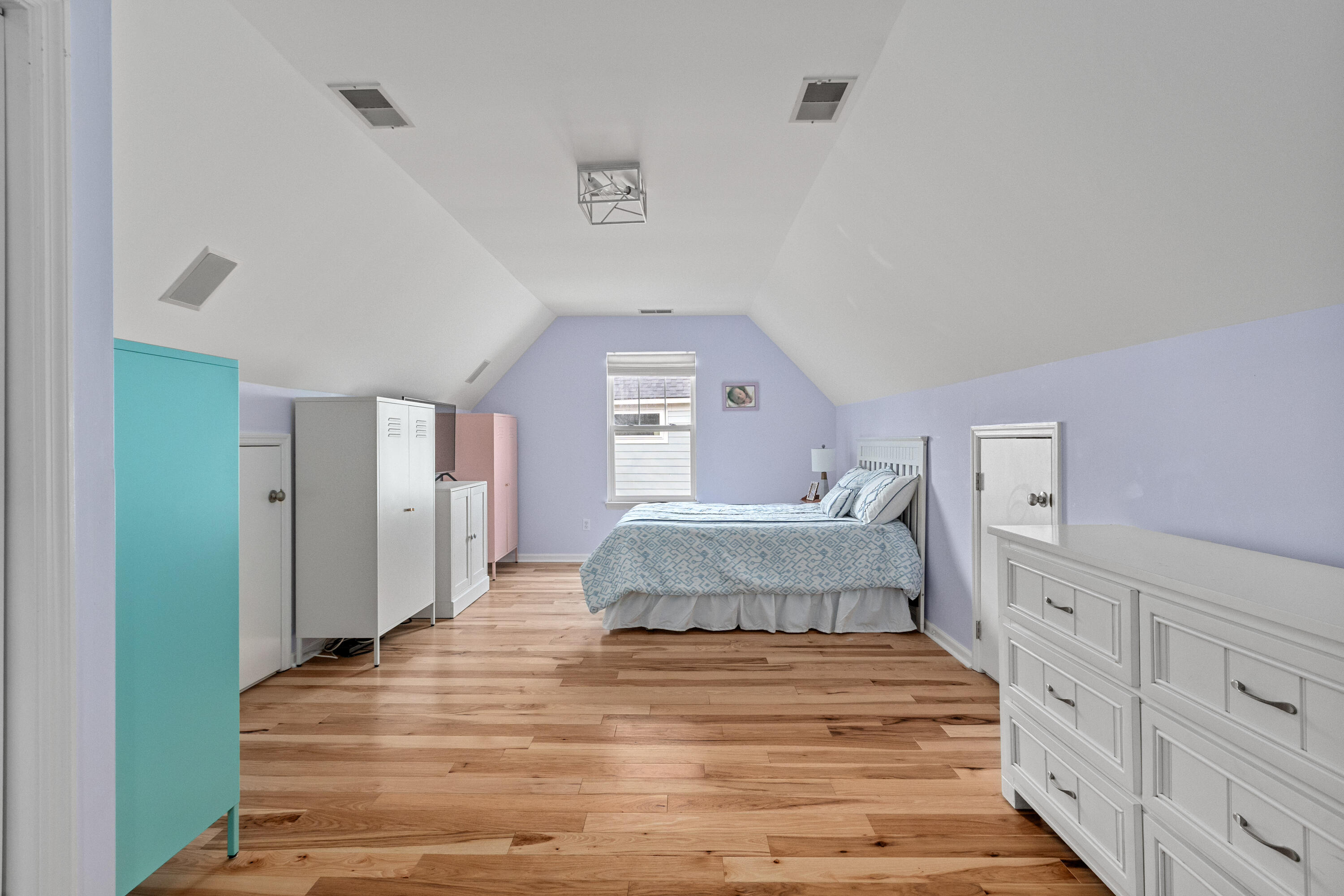 186 Cartright Street