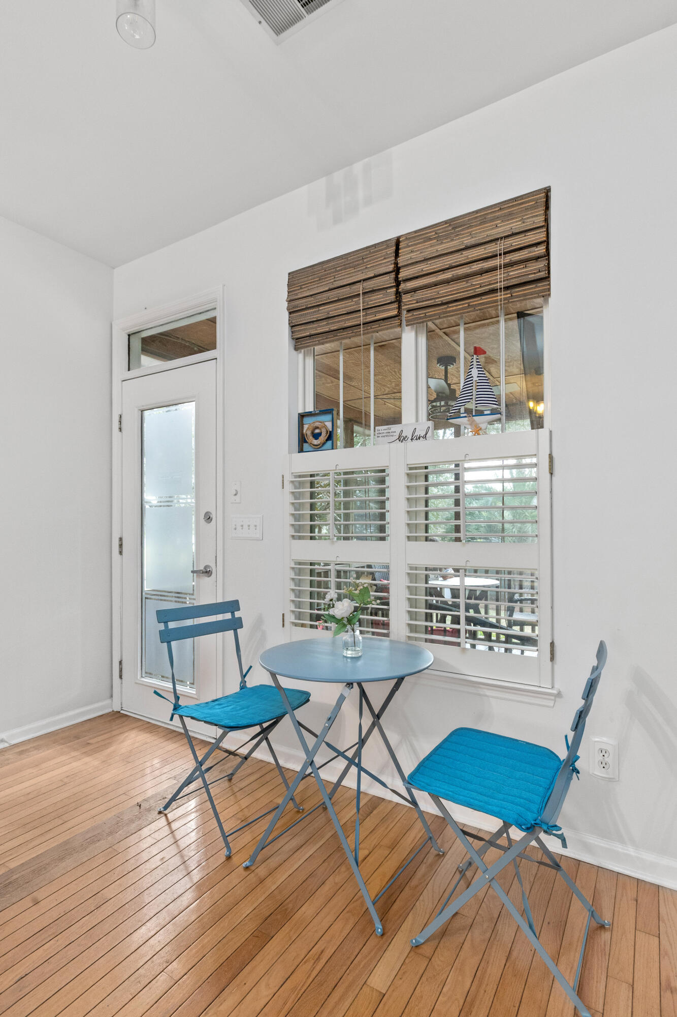 186 Cartright Street