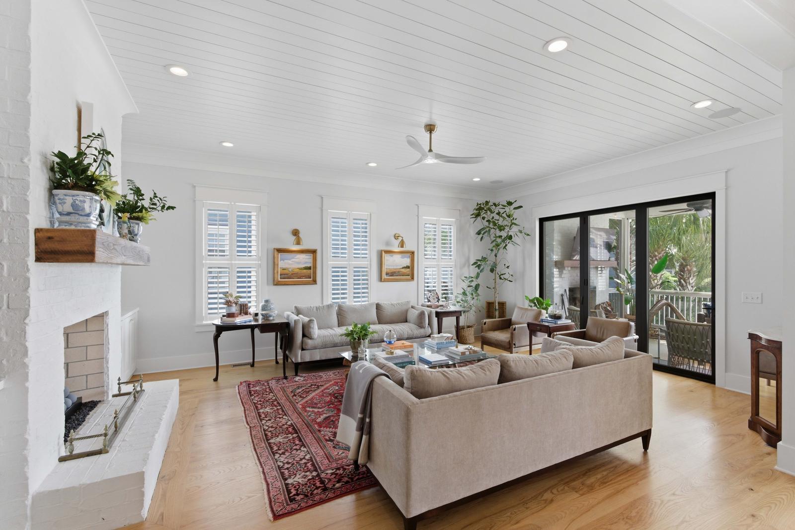 383 Bridgetown