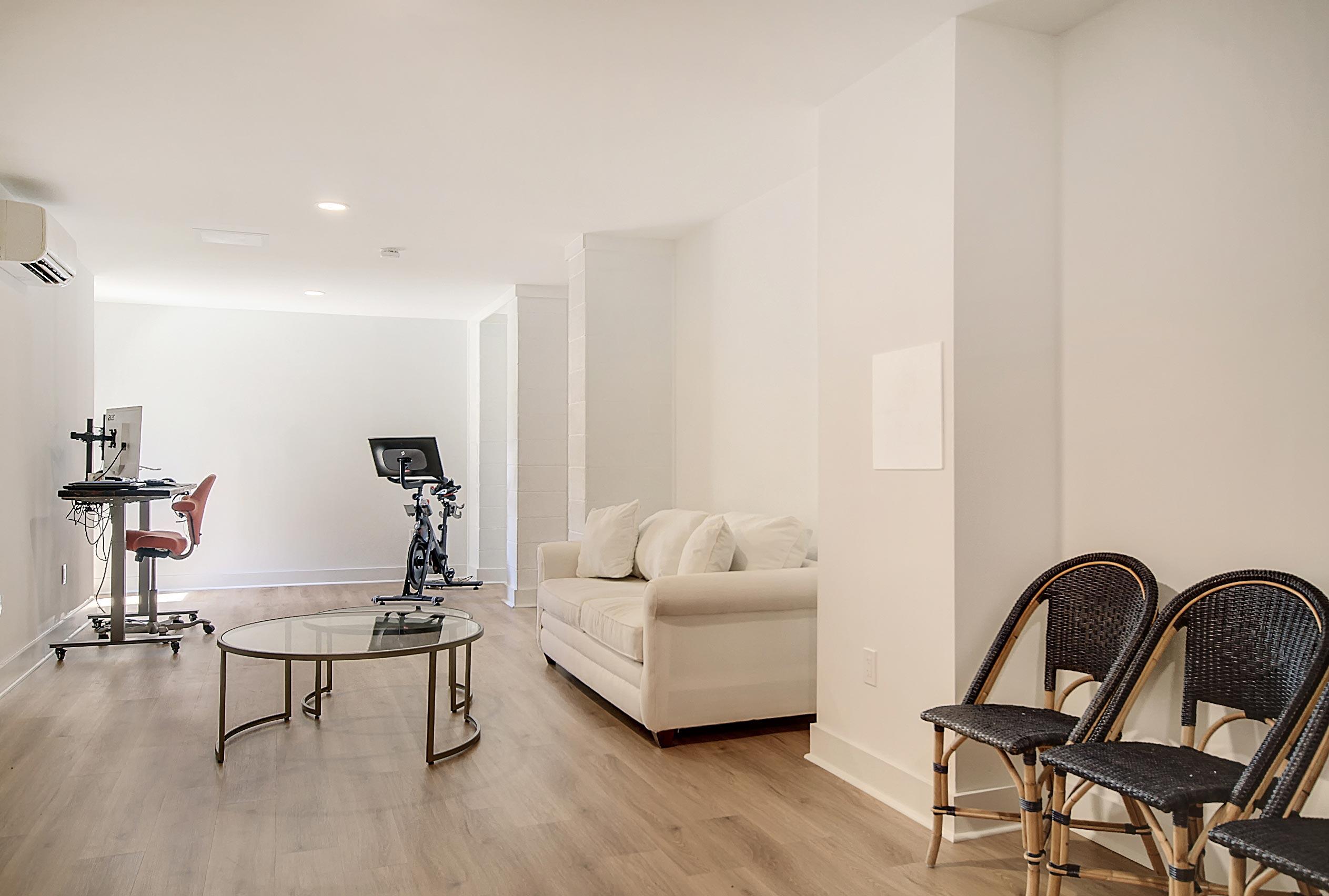 116 Martins Point Drive