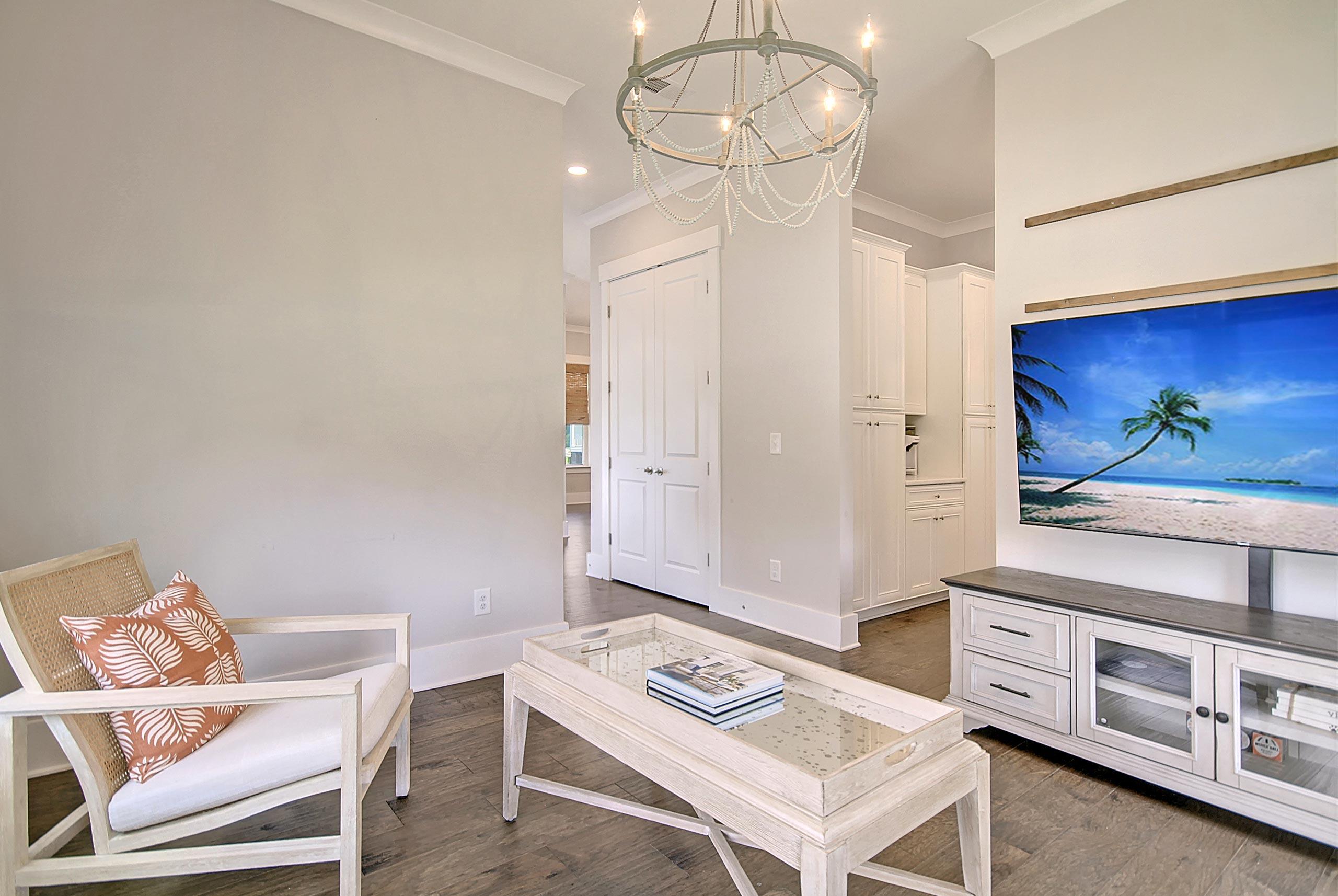 116 Martins Point Drive