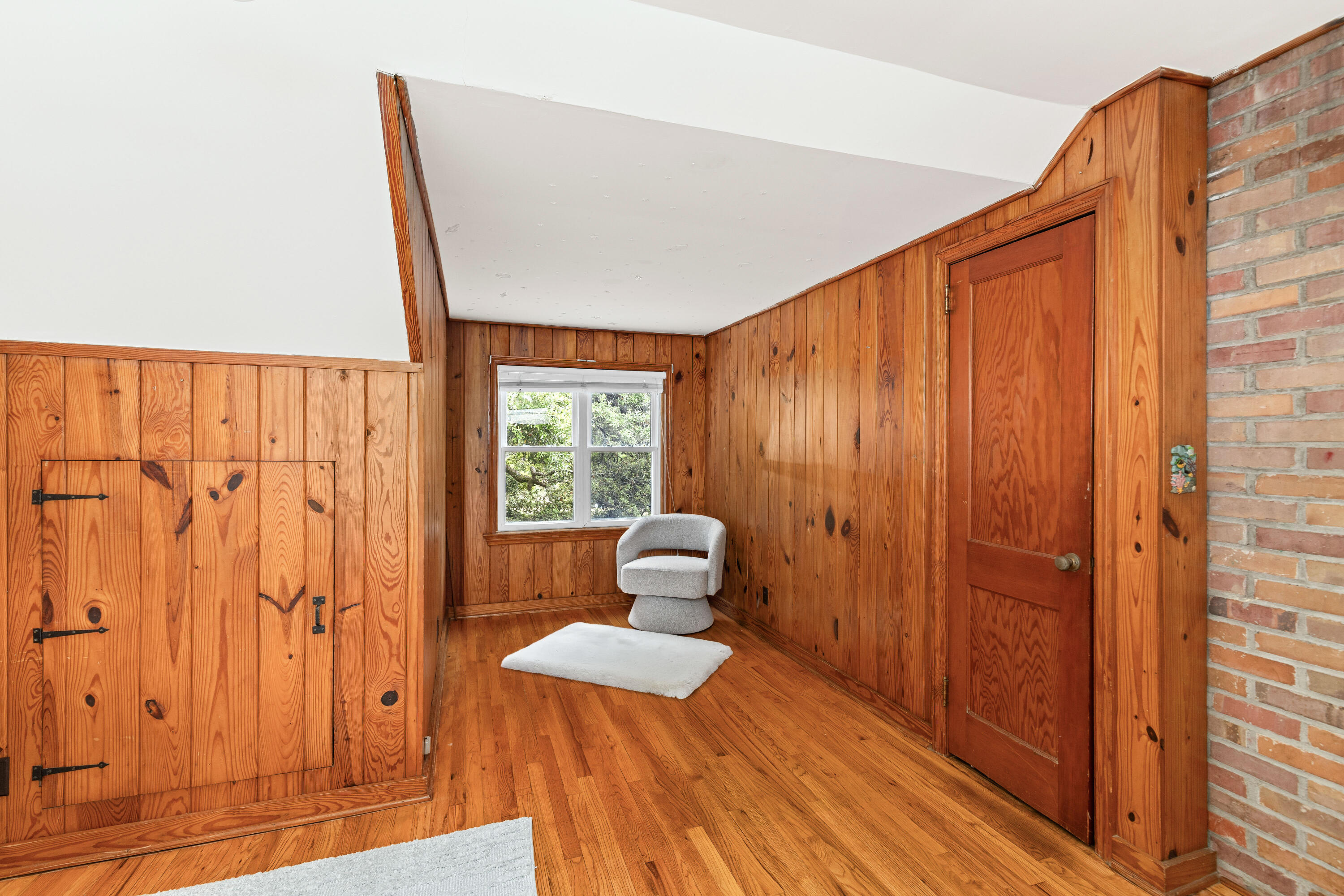 2169 Westrivers Road