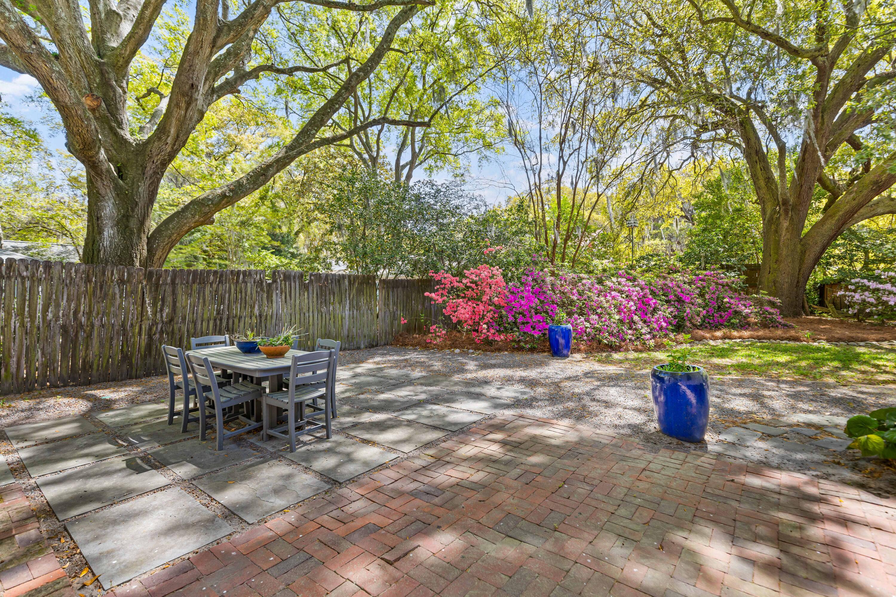 2169 Westrivers Road