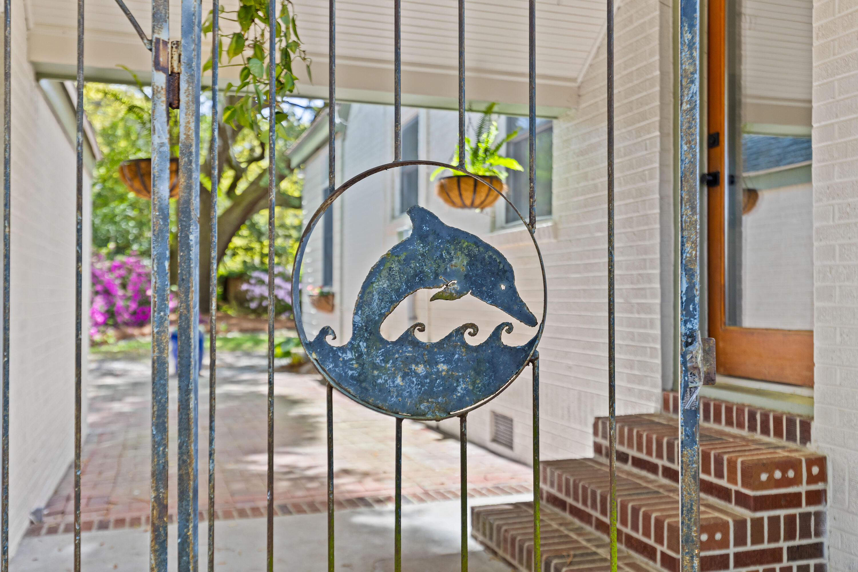 2169 Westrivers Road