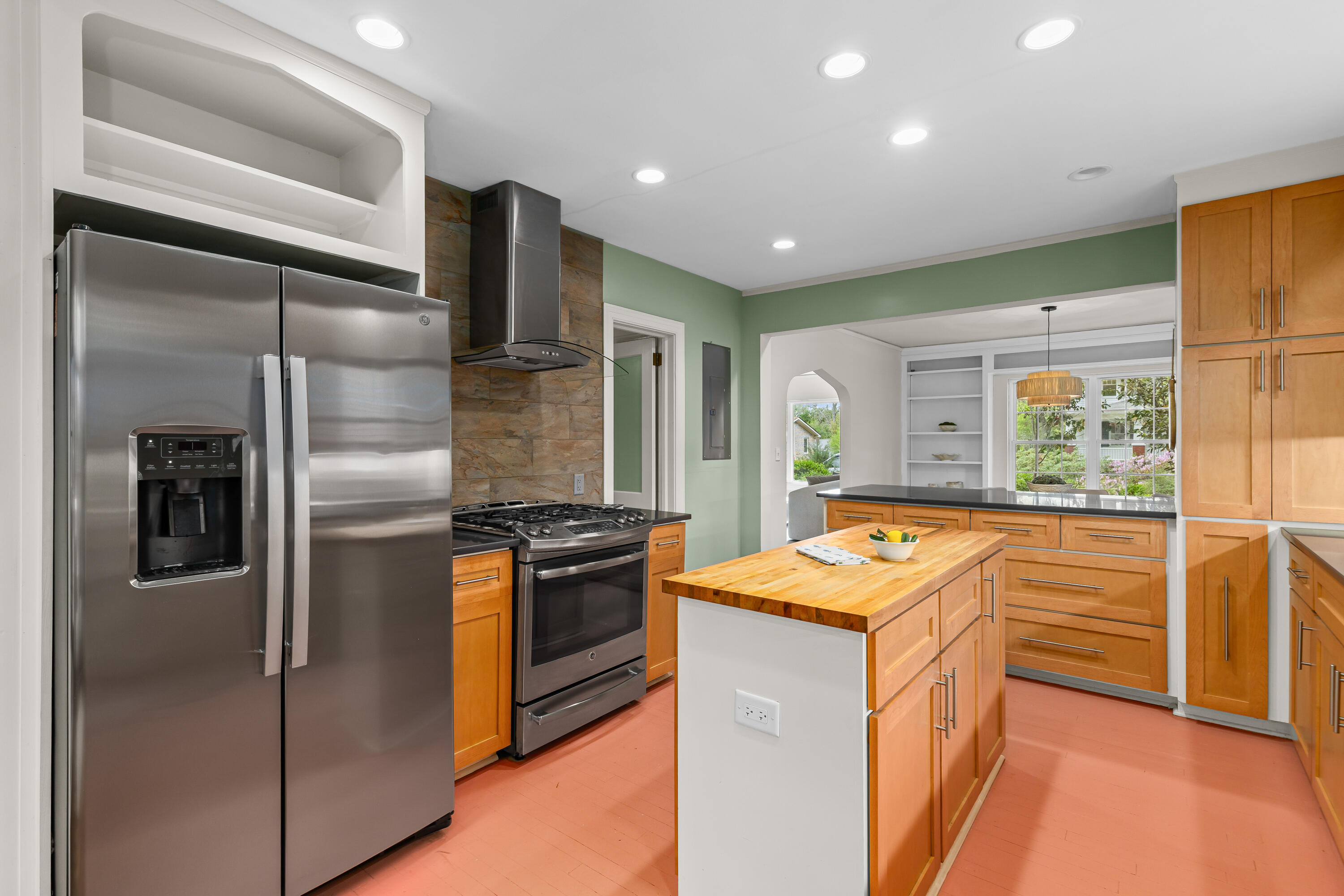 2169 Westrivers Road