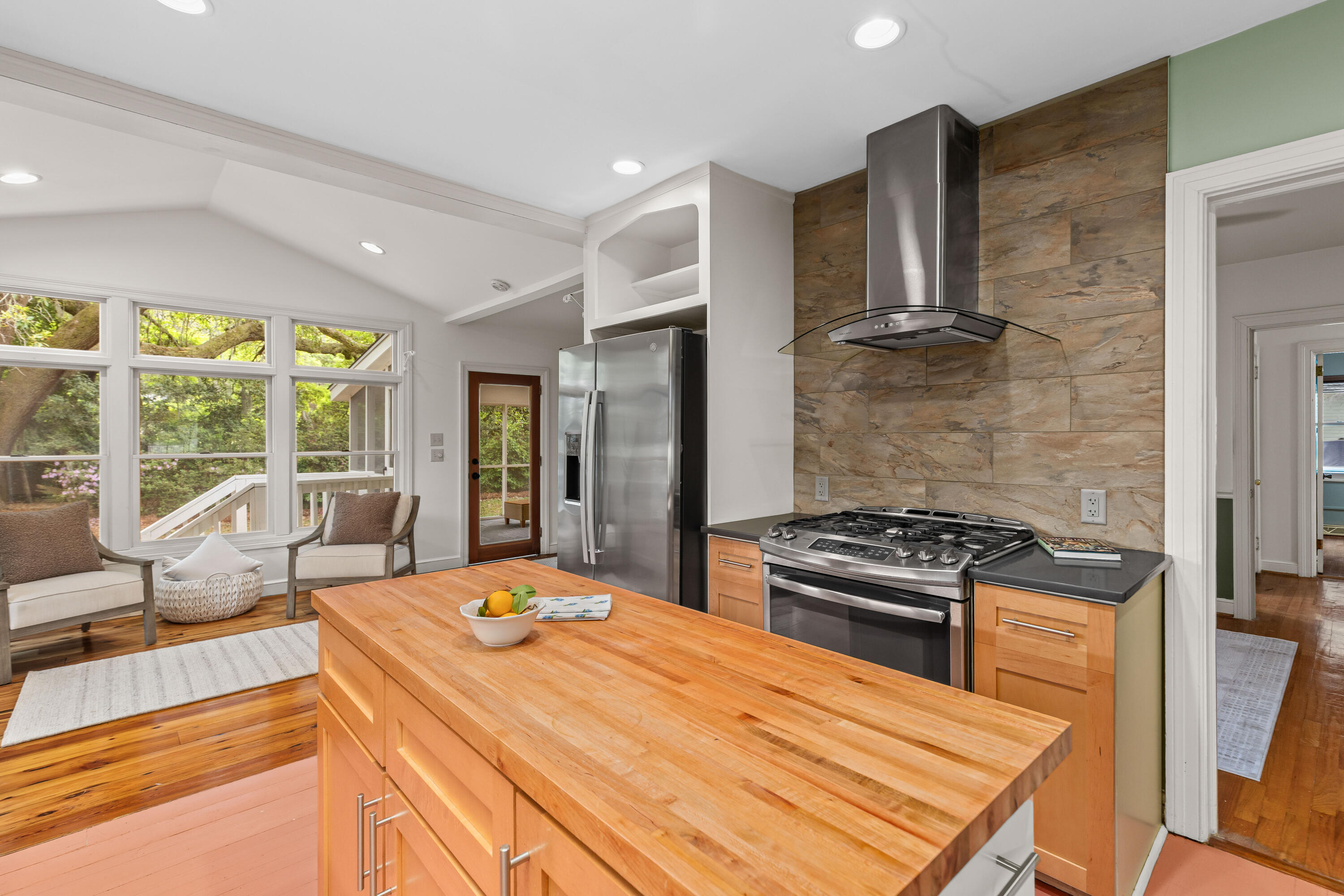 2169 Westrivers Road