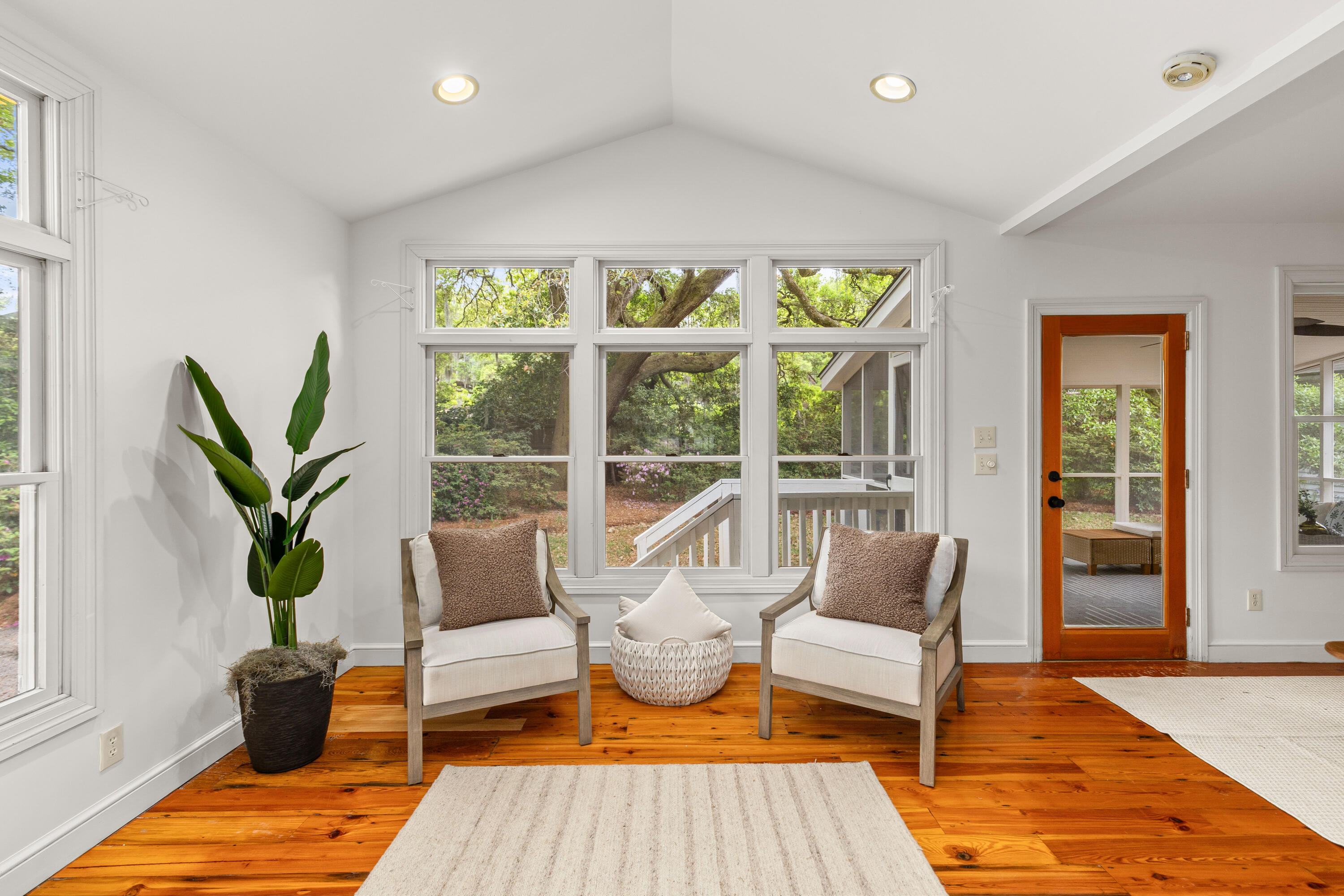 2169 Westrivers Road