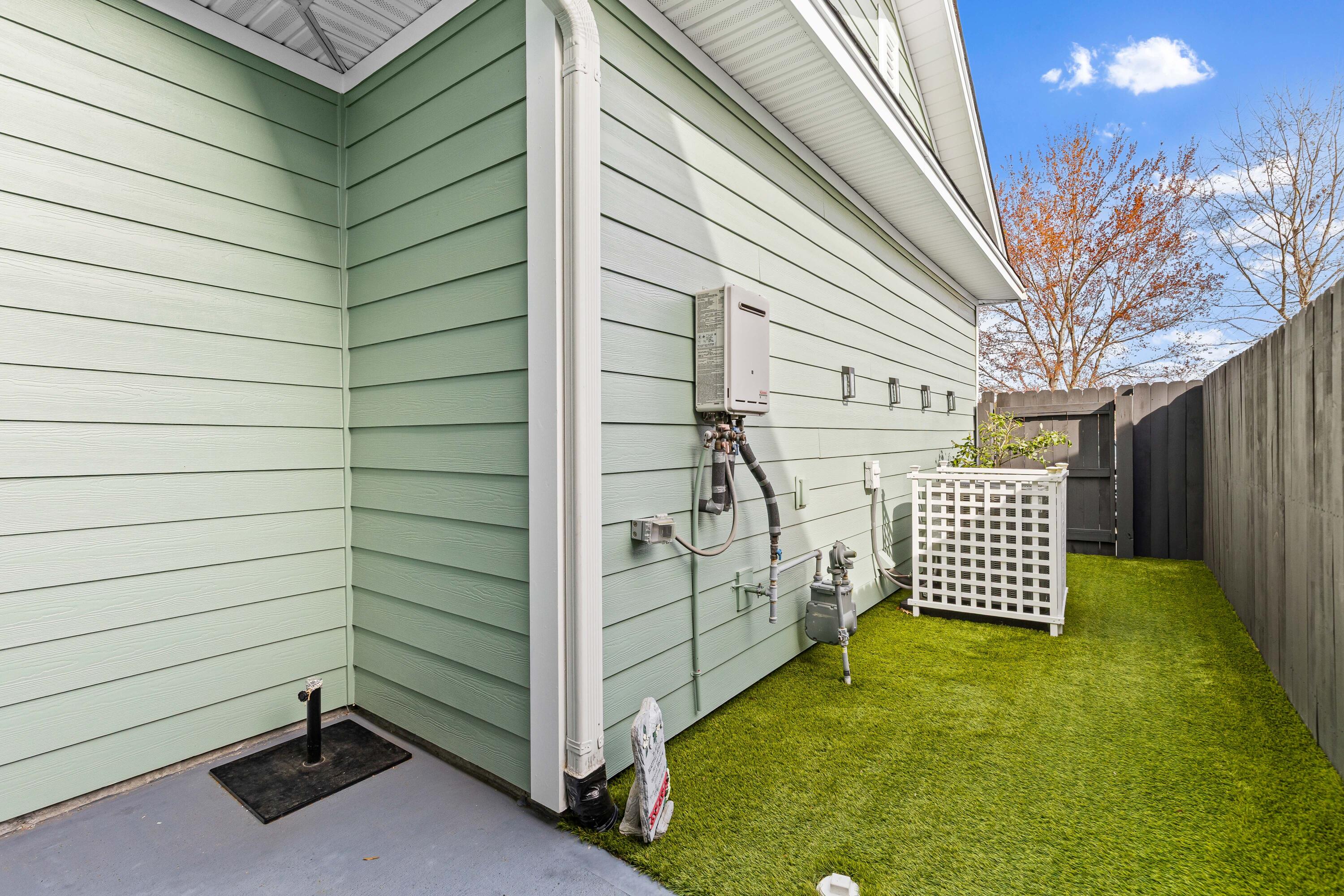 2068 Promenade Court