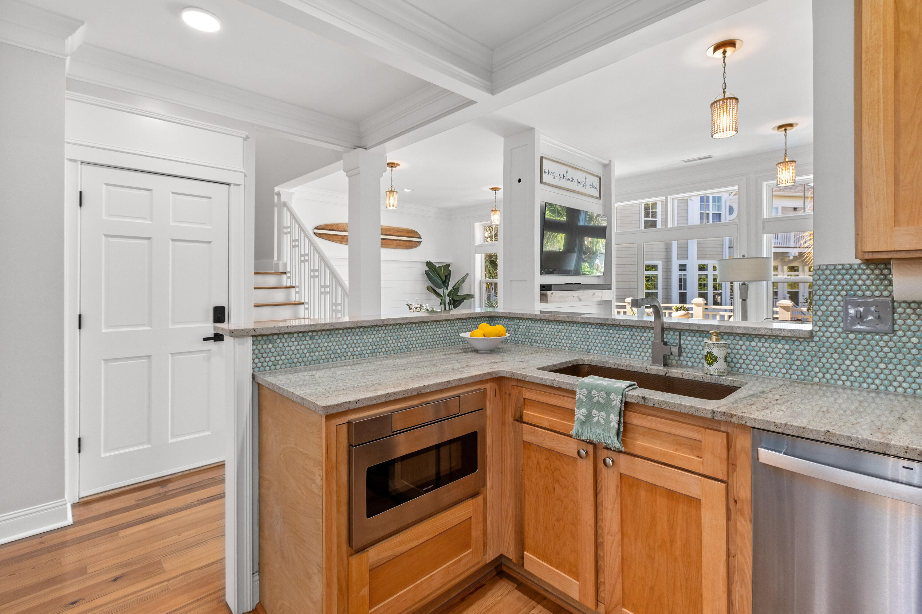 1908 English Ivy Court