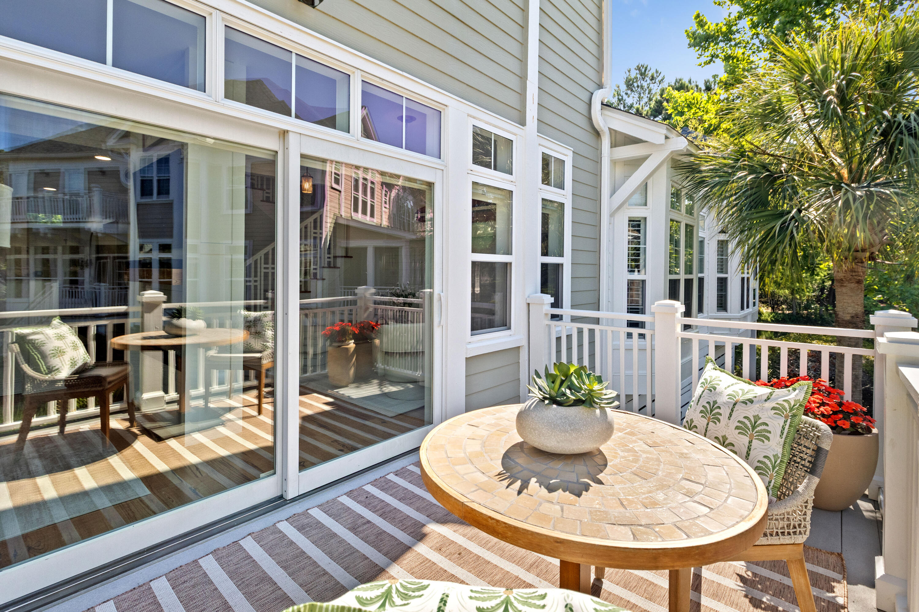 1908 English Ivy Court