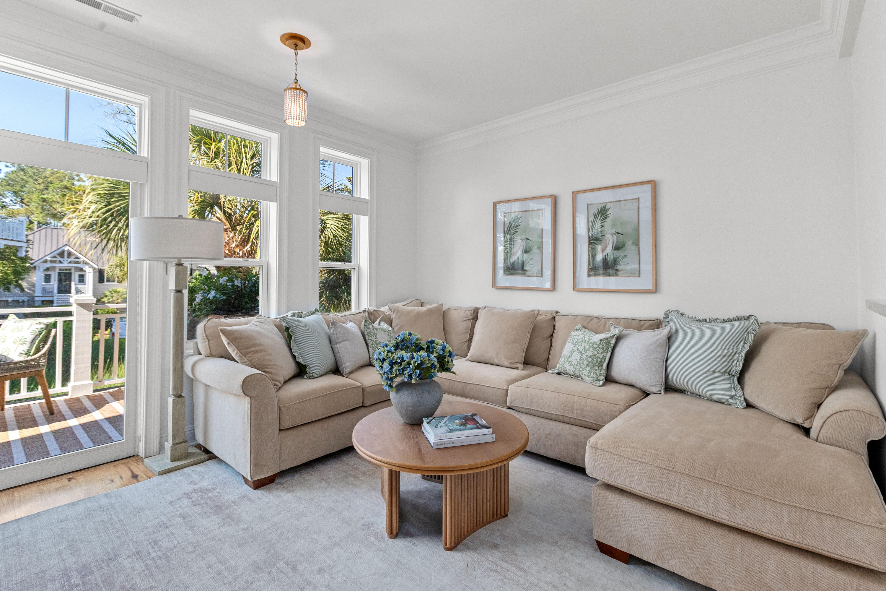 1908 English Ivy Court
