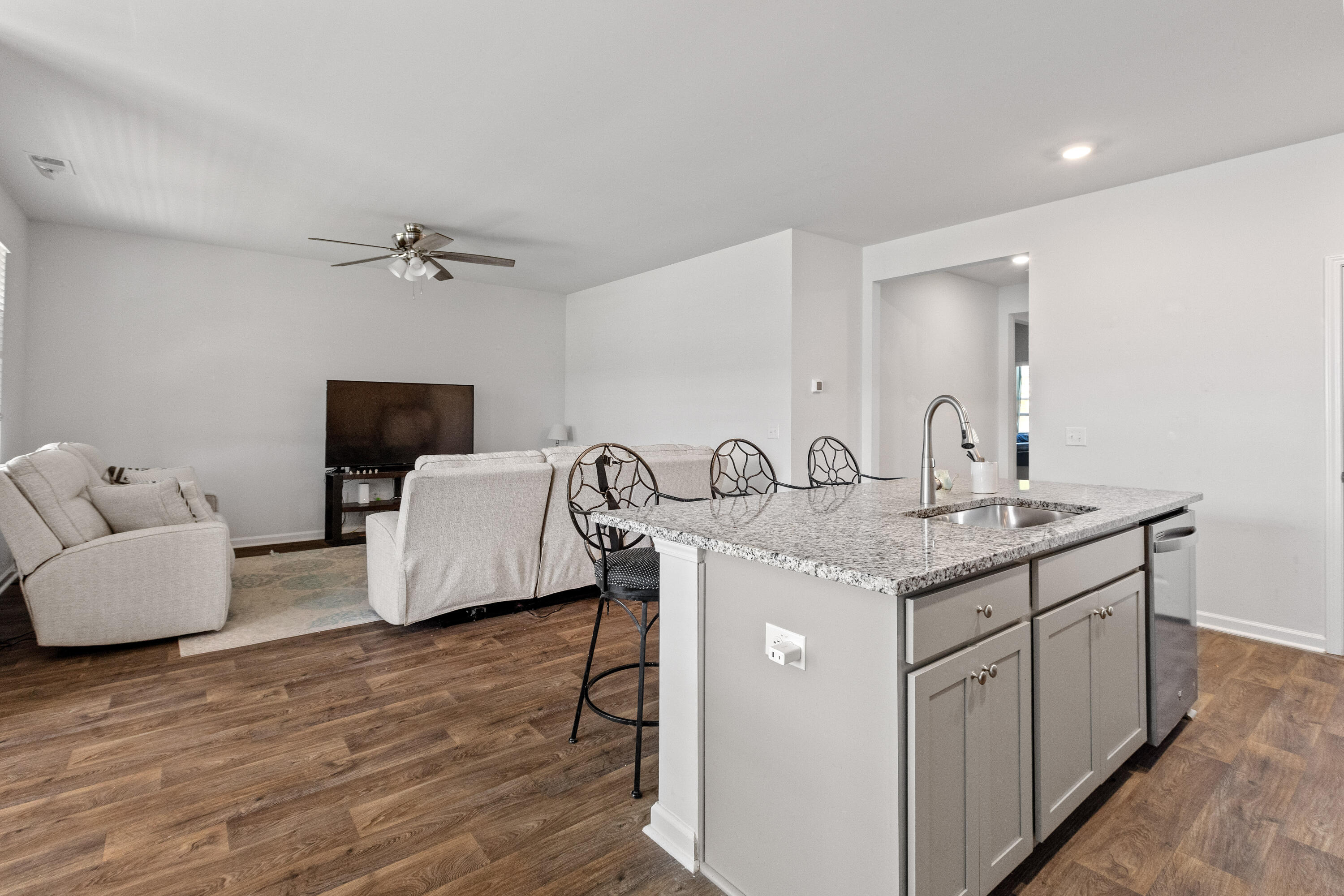 128 Akeley Lane