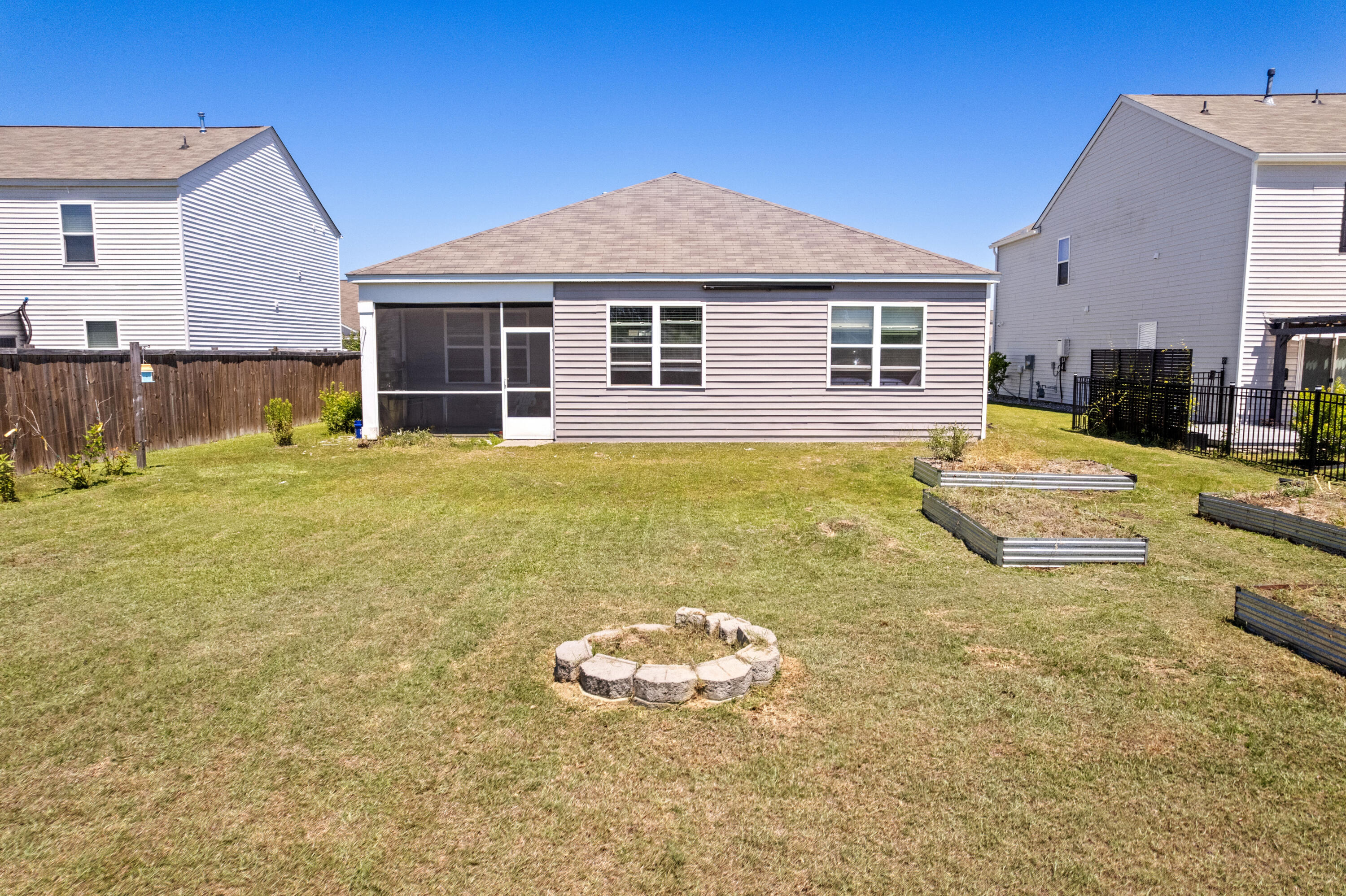128 Akeley Lane