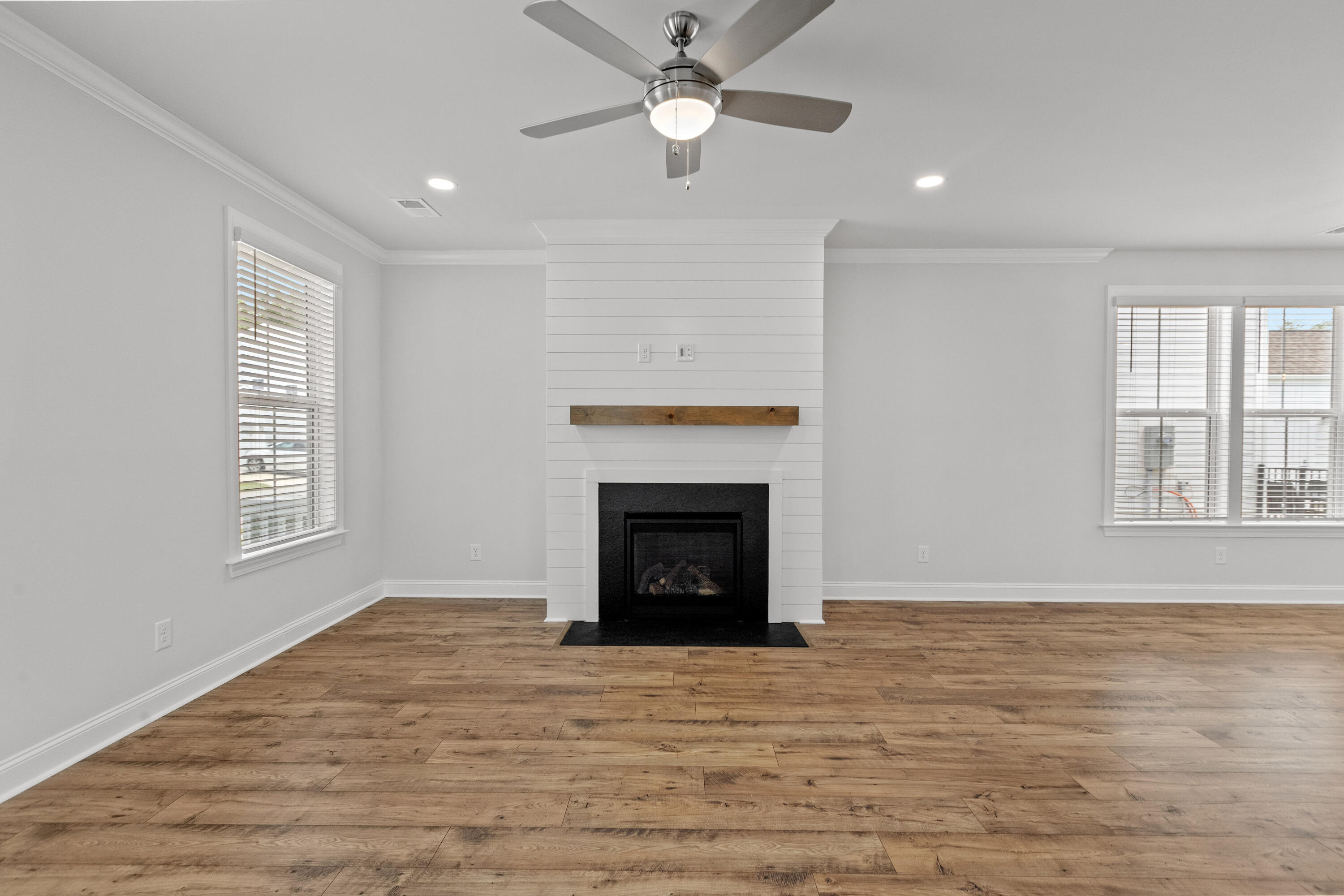 1421 Tangles Trail