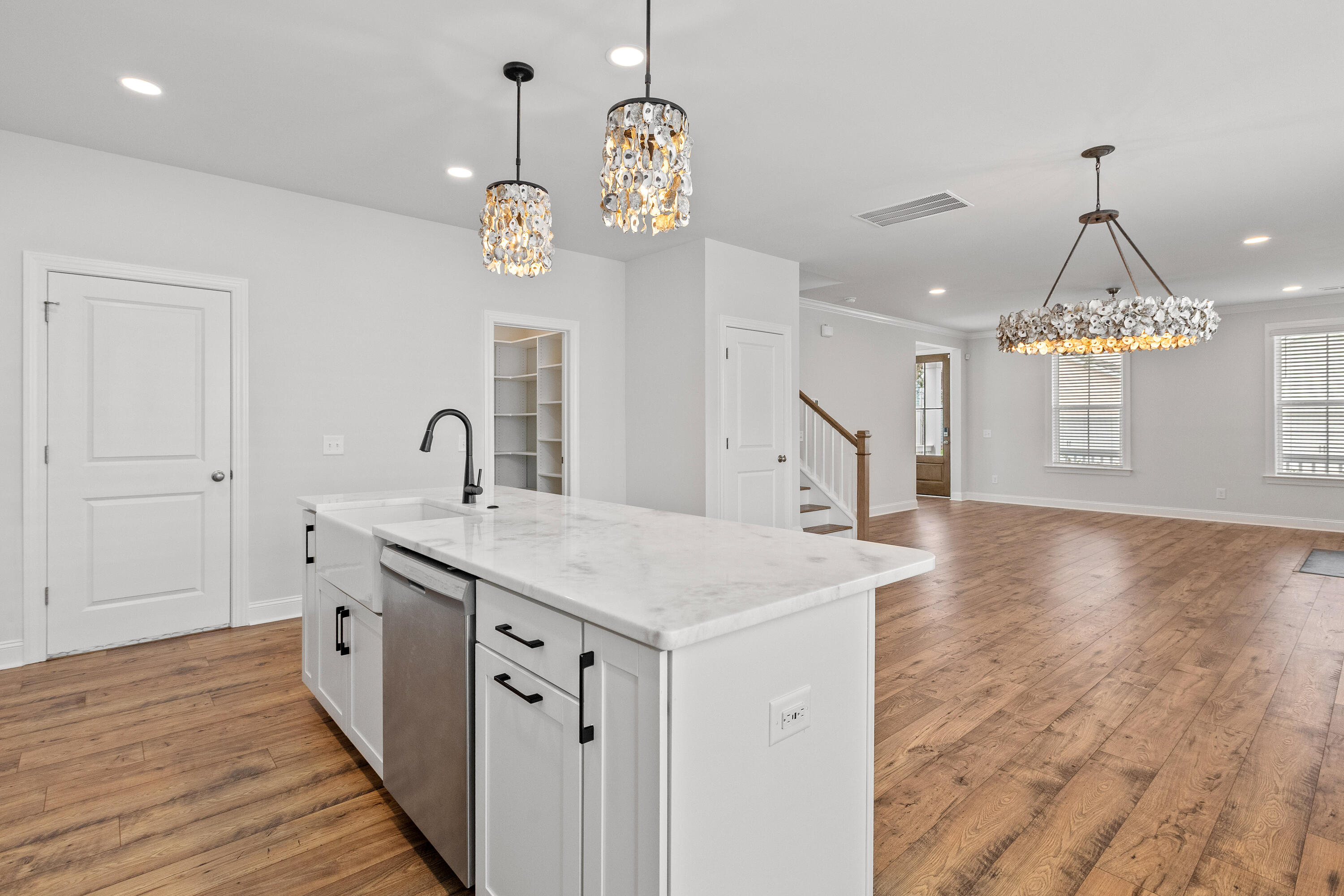 1421 Tangles Trail