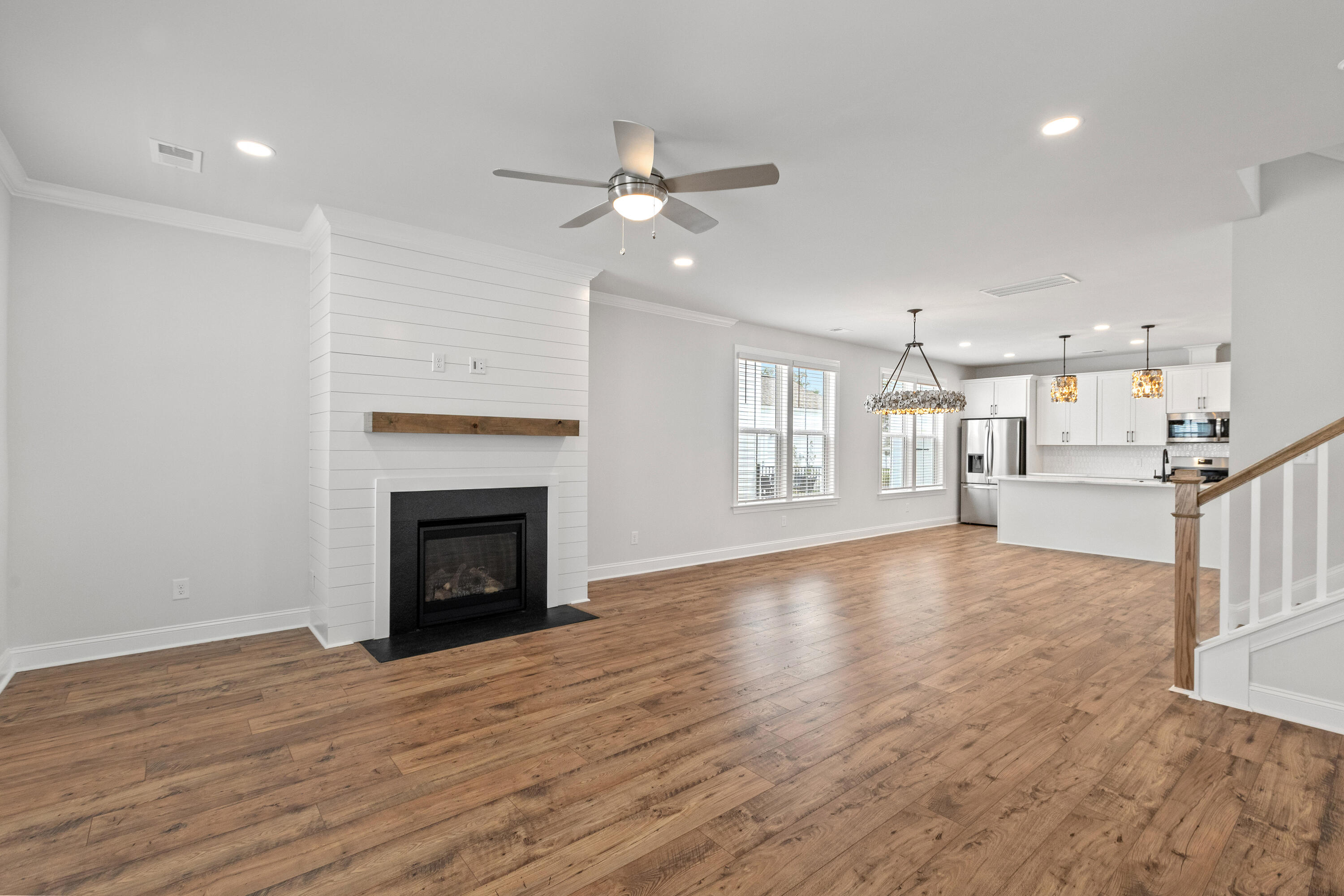 1421 Tangles Trail