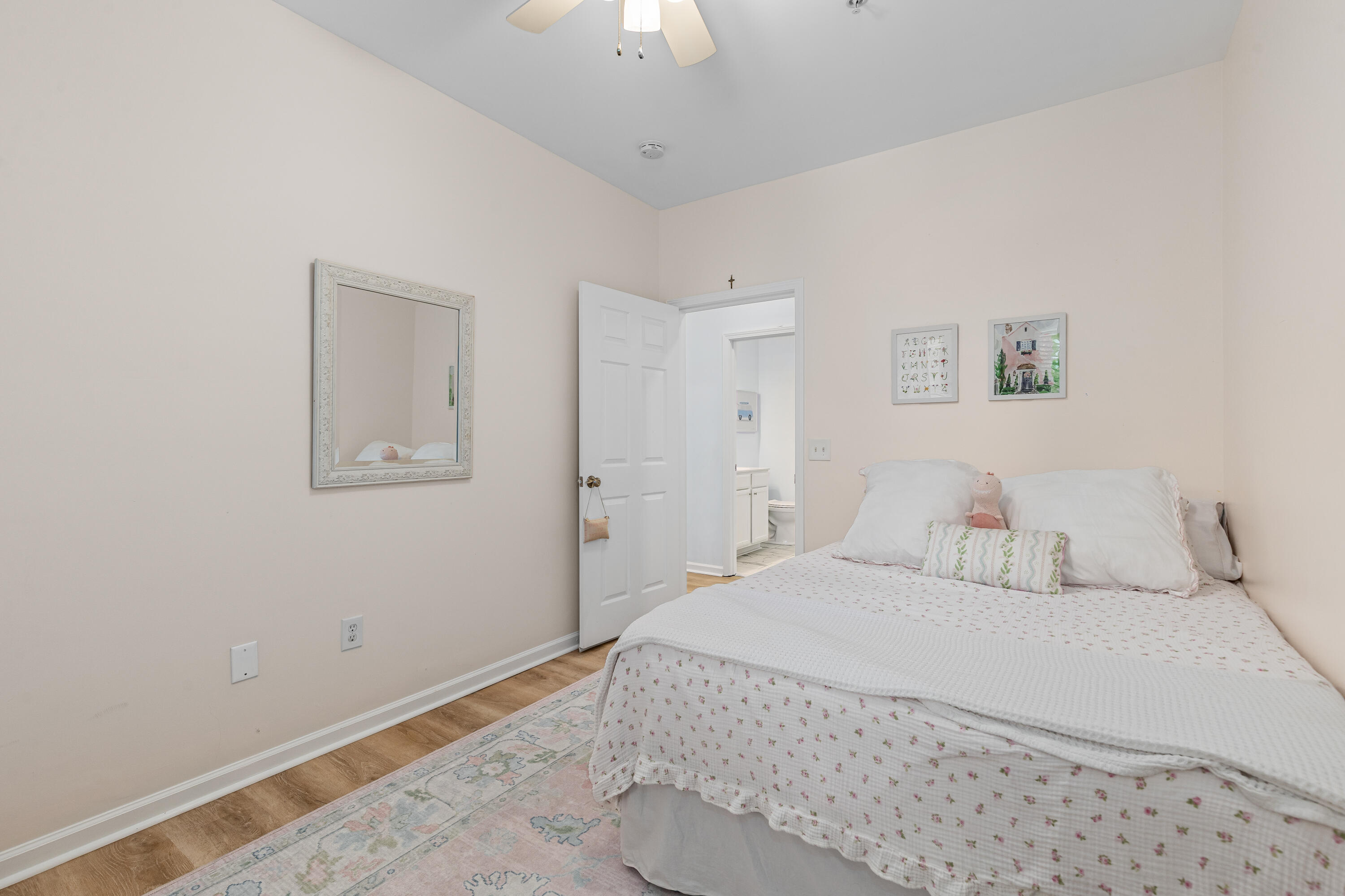 1225 Blakeway Street # 806